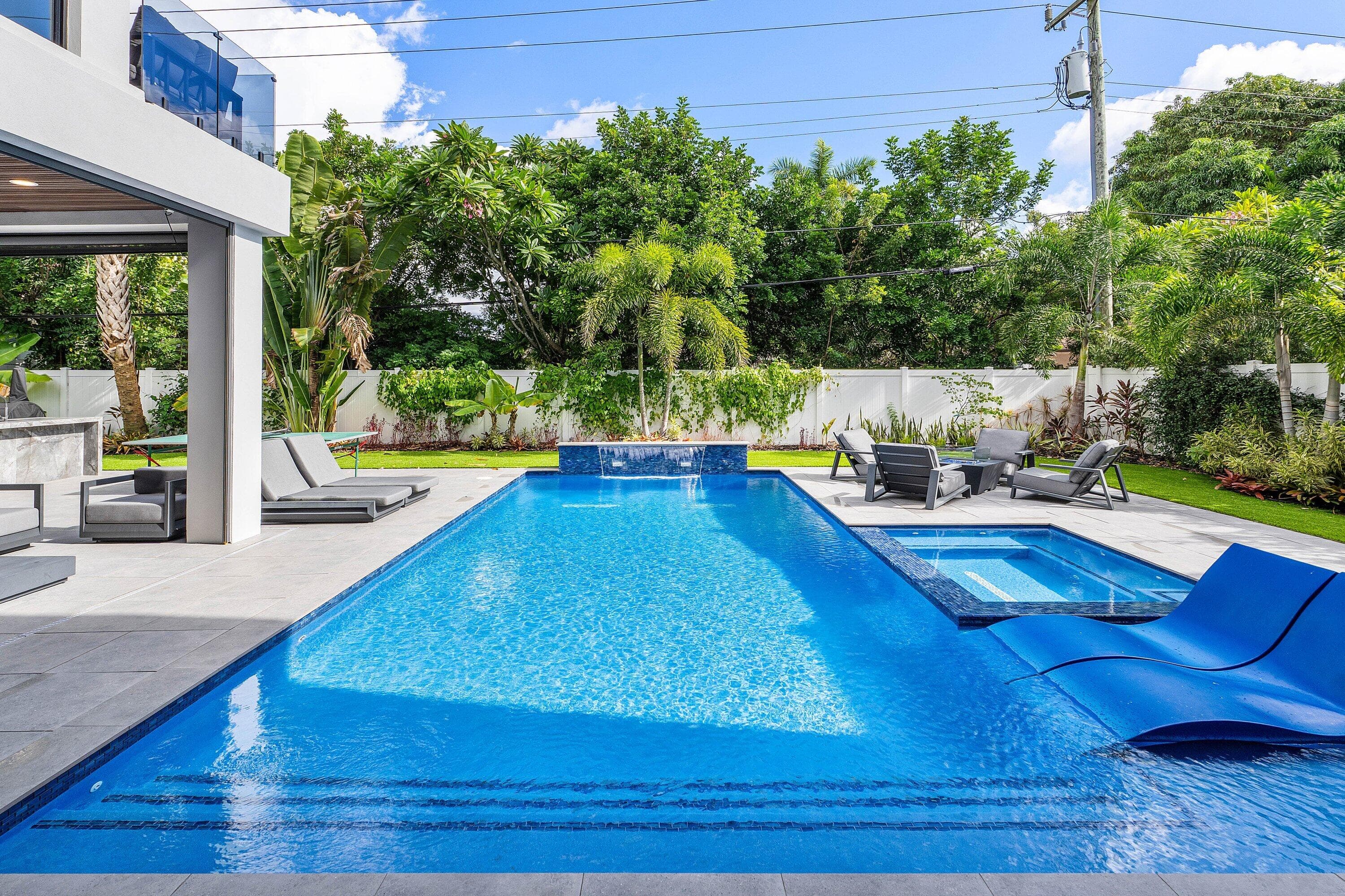245 NE 6th Court, Boca Raton, FL 33432 54