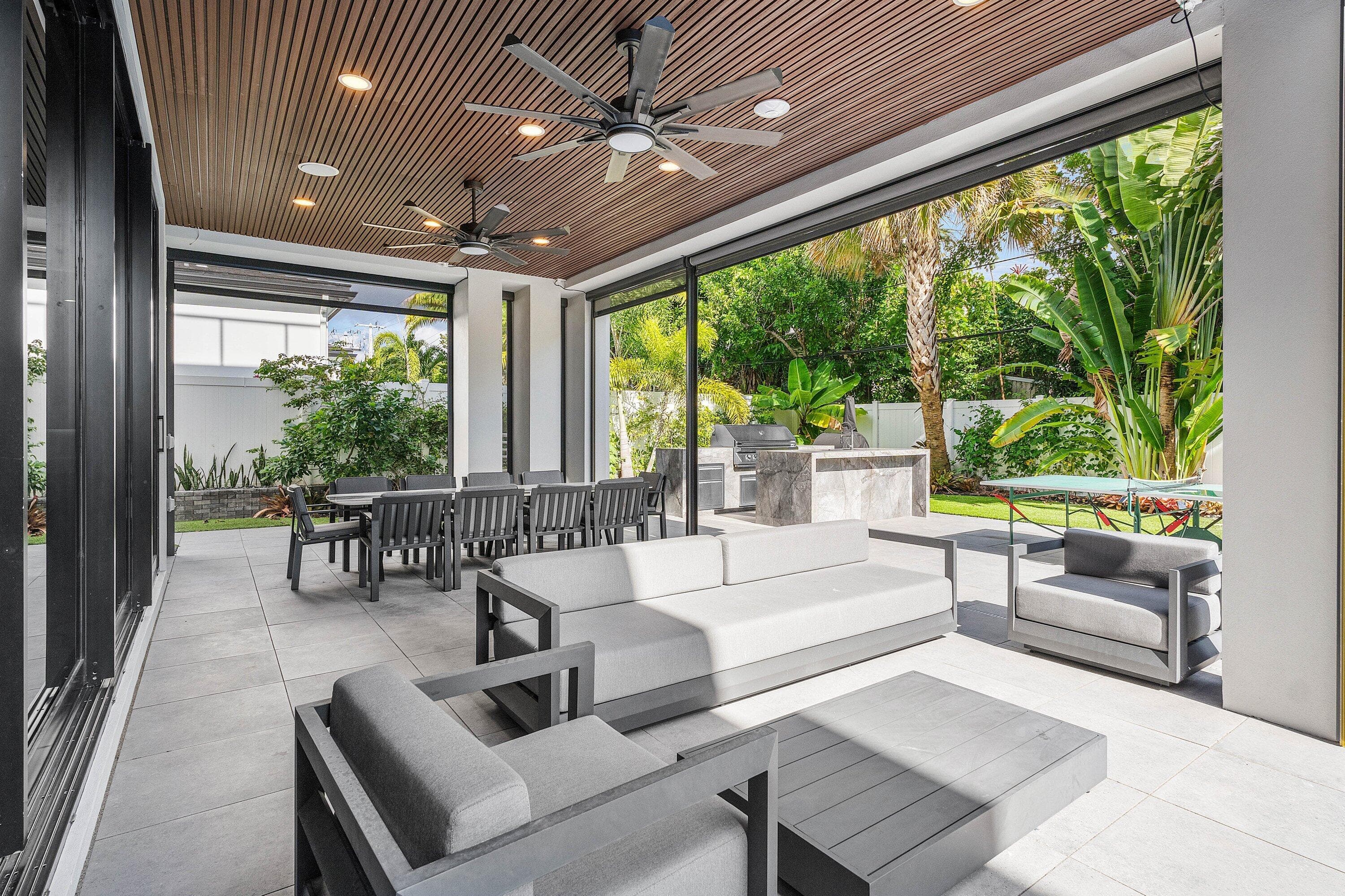 245 NE 6th Court, Boca Raton, FL 33432 59