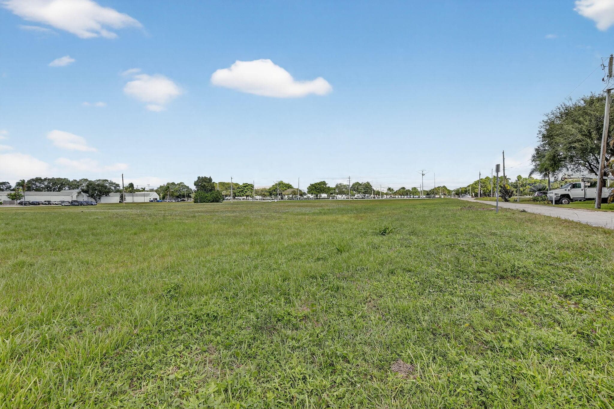 92 NW 92 Avenue, Cooper City, FL 33024 13