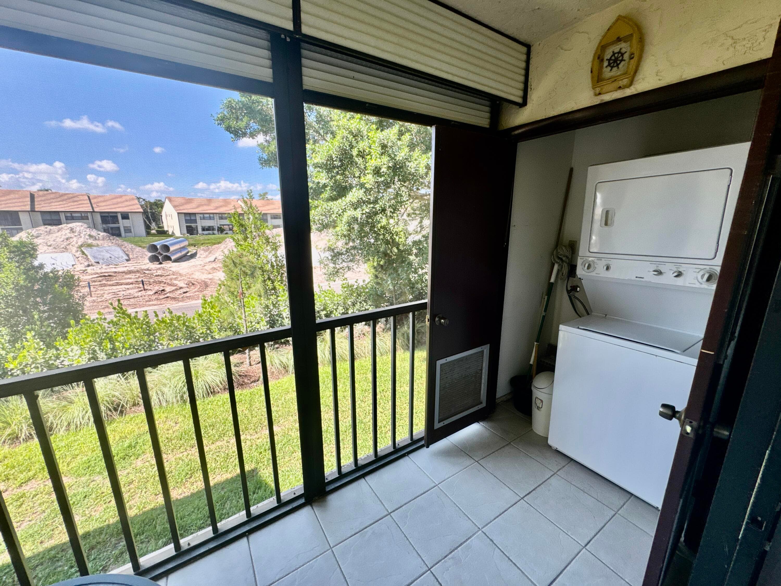 7214 Golf Colony Court 205, Lake Worth, FL 33467 29