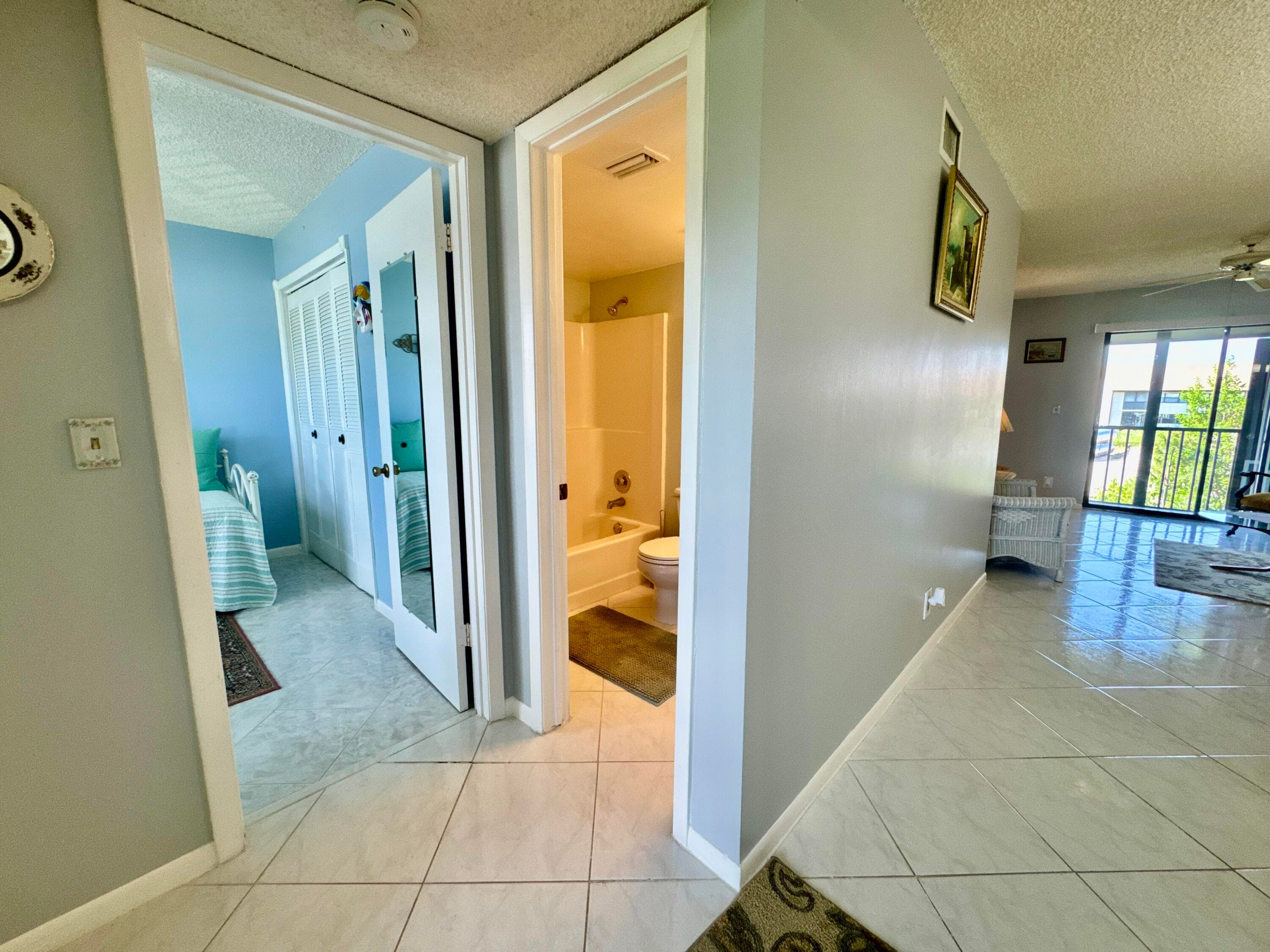 7214 Golf Colony Court 205, Lake Worth, FL 33467 5
