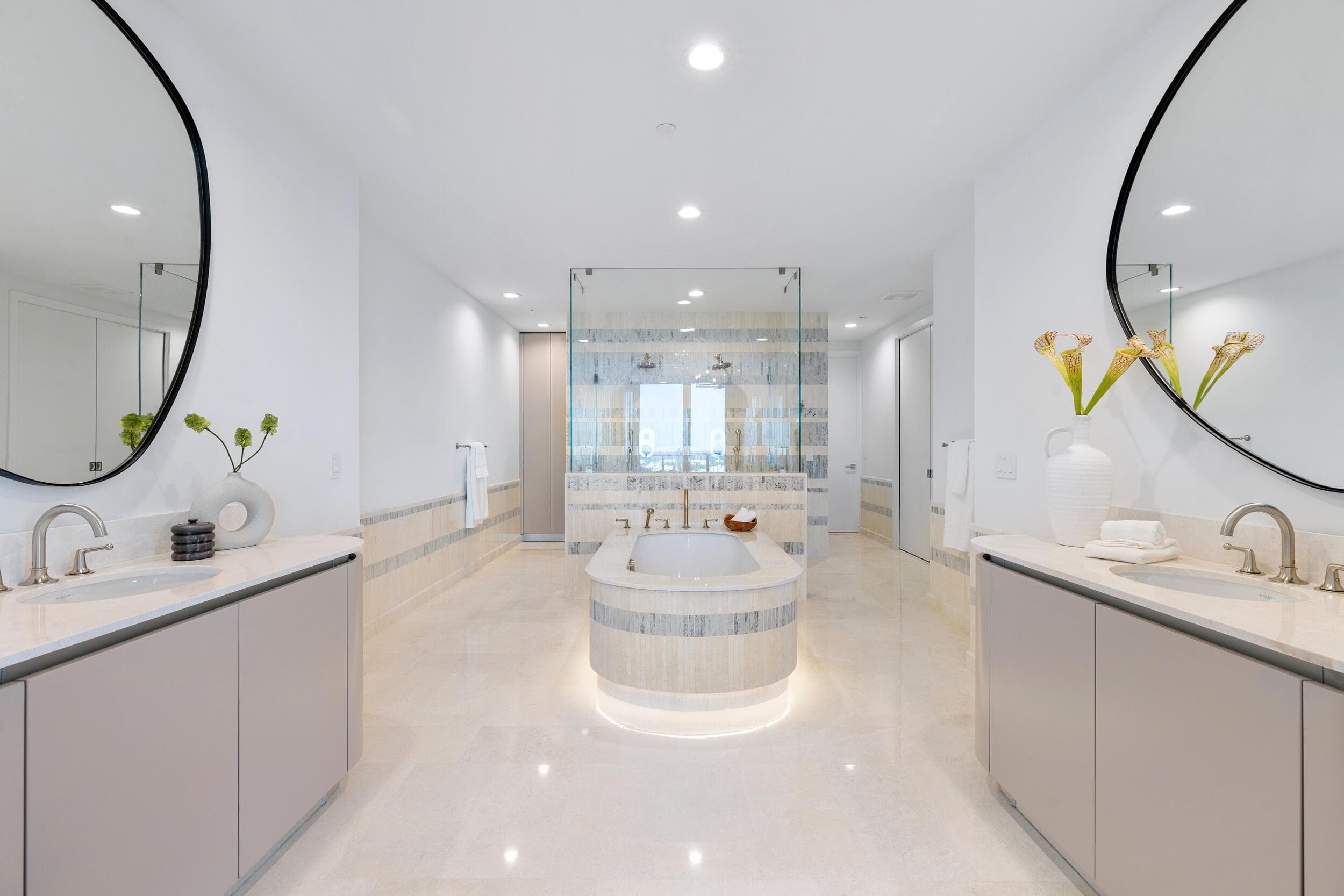 1333 S Flagler Drive 1501, West Palm Beach, FL 33401 30