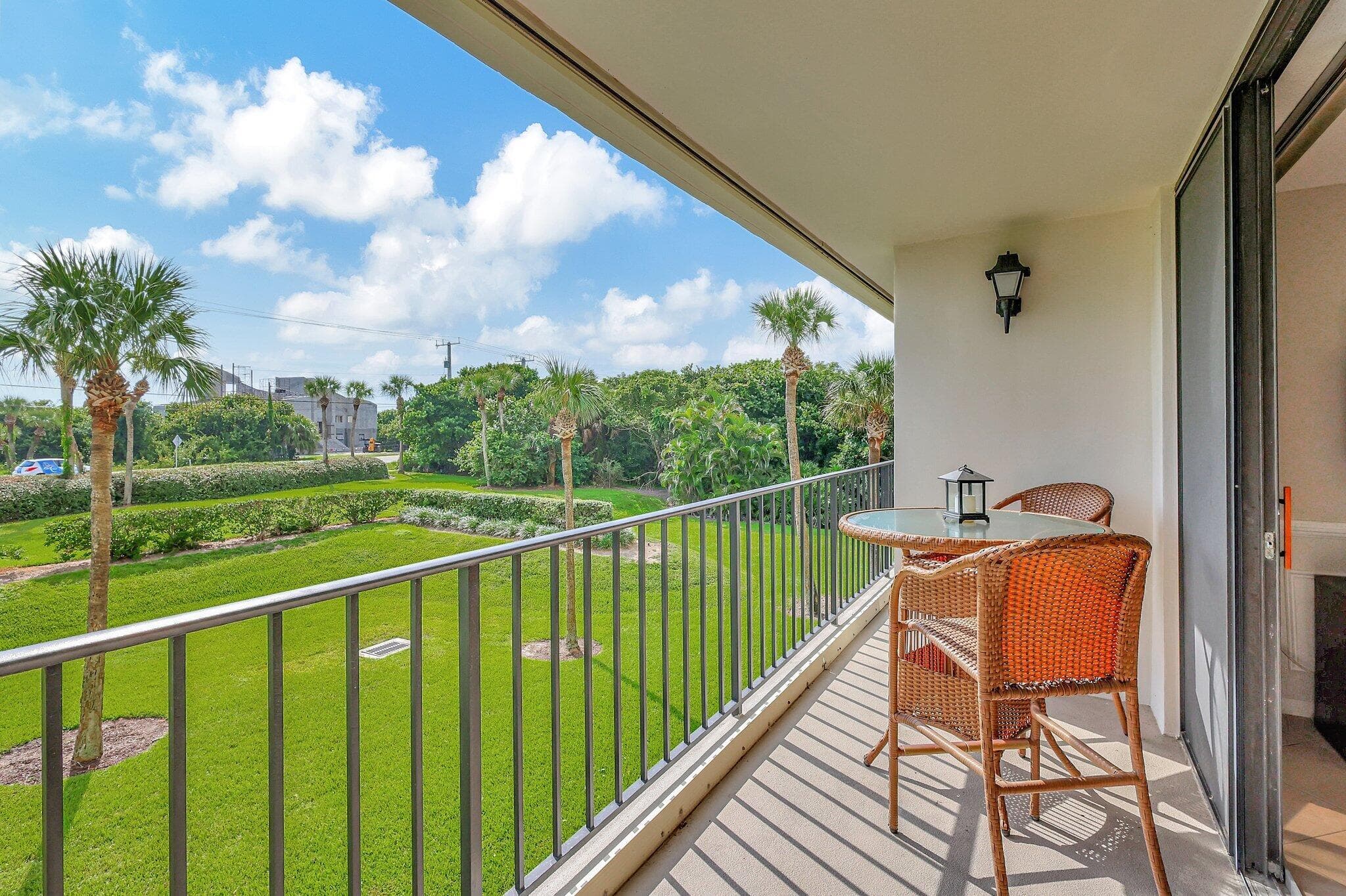 5055 N Highway A1a 205, Hutchinson Island, FL 34949 23