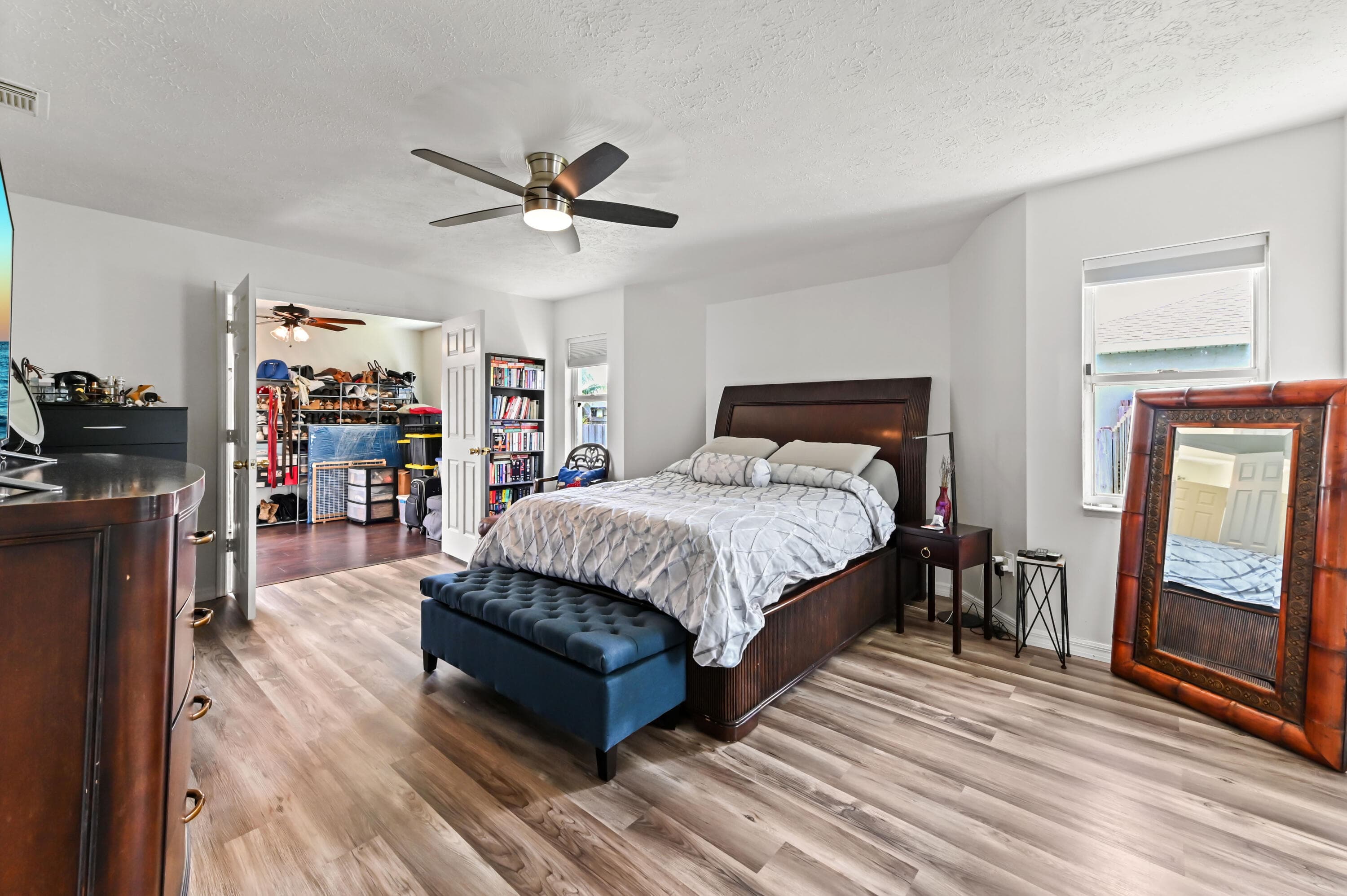 1014 SW Canary Terrace, Port St. Lucie, FL 34953 24