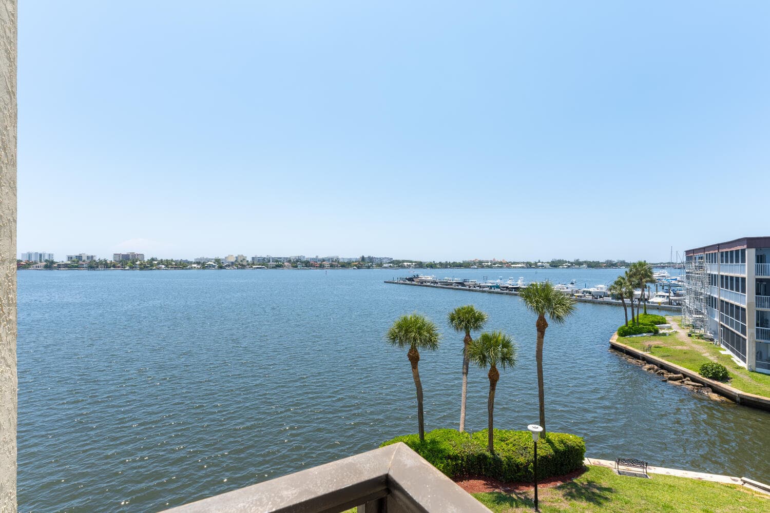 896 N Federal Highway 523, Lantana, FL 33462 34
