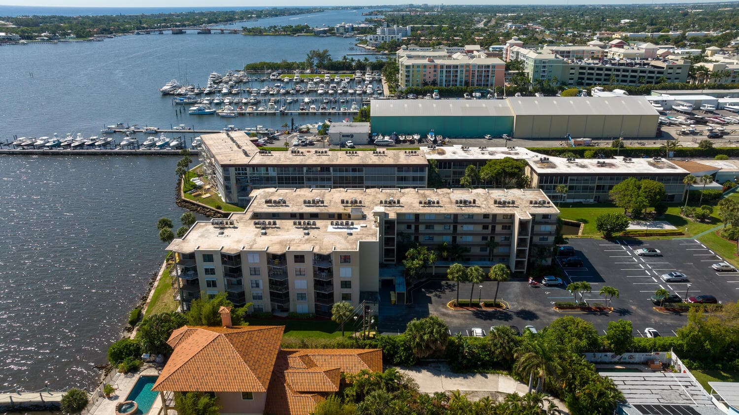 896 N Federal Highway 523, Lantana, FL 33462 38