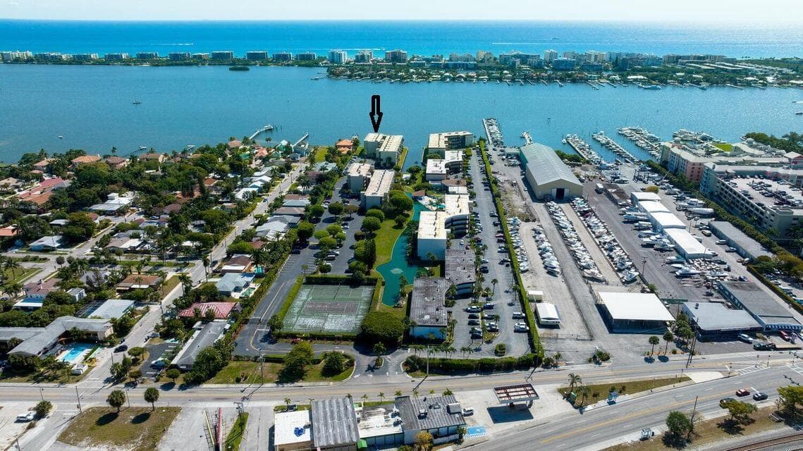 896 N Federal Highway 523, Lantana, FL 33462 2