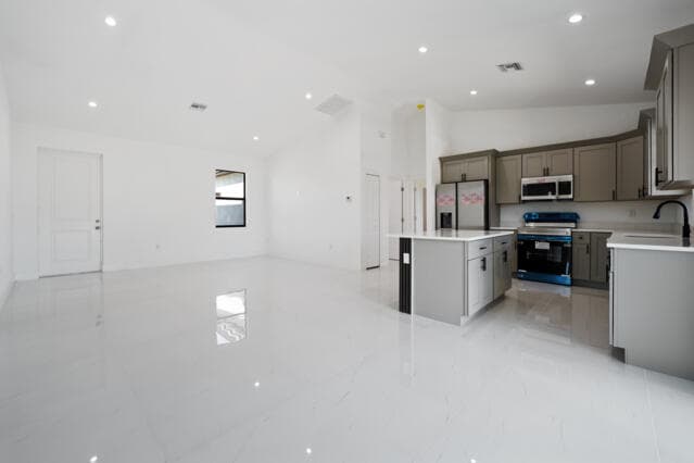 2458 NW 9th Ter Terrace, Cape Coral, FL 33993 8