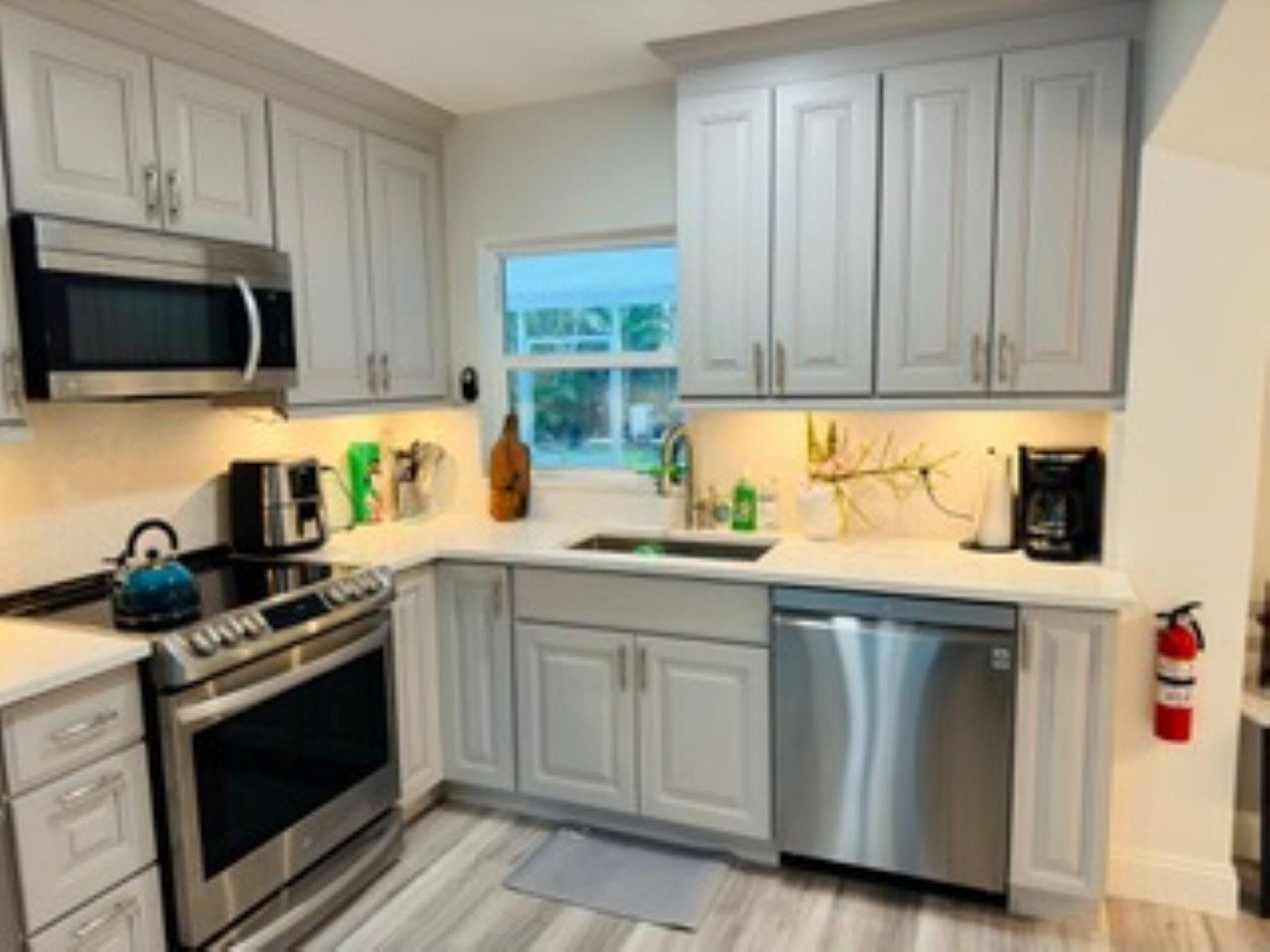 200 NE 56th Street 200, Oakland Park, FL 33334