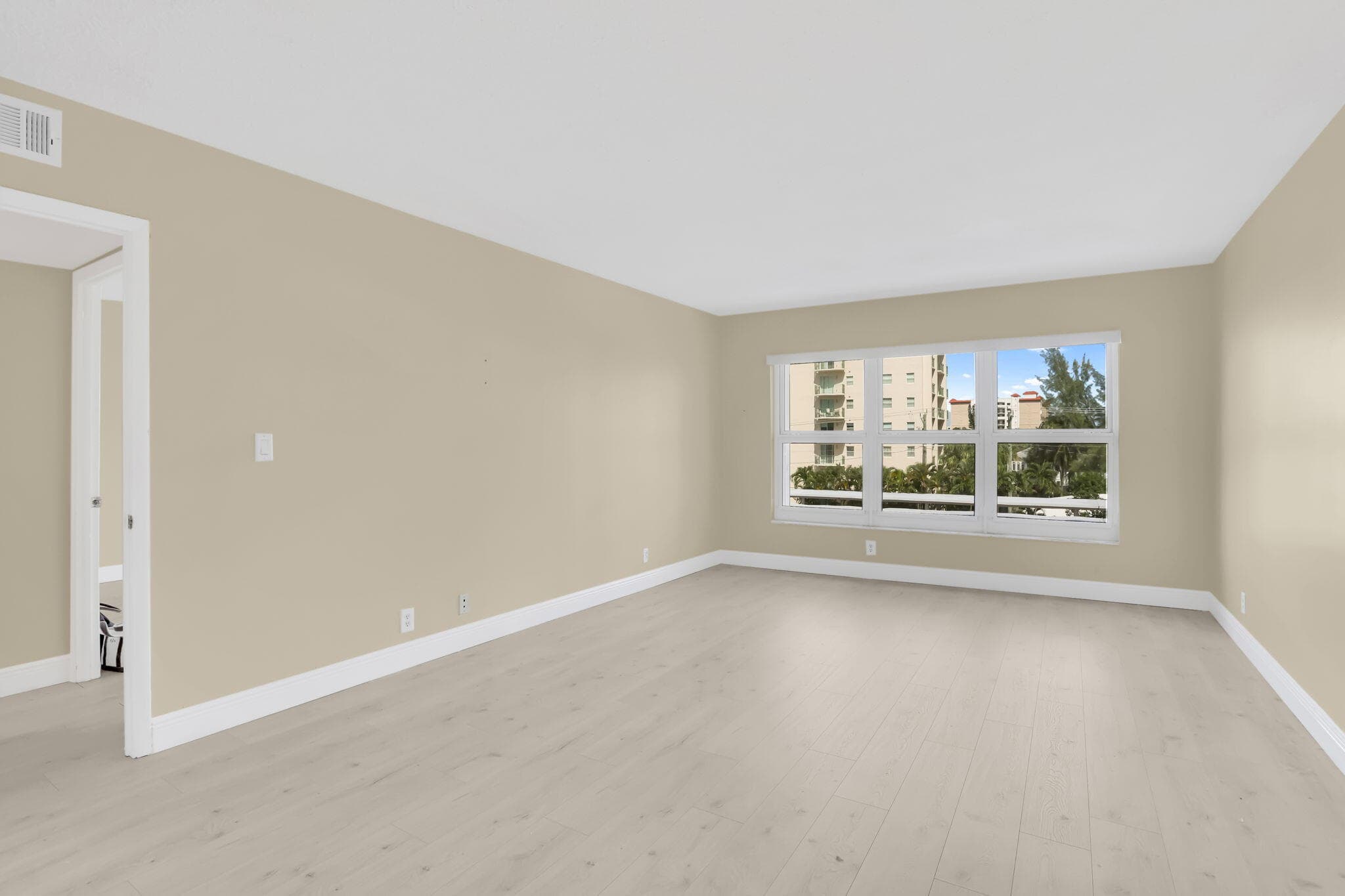 405 N Ocean Boulevard 329, Pompano Beach, FL 33062 32