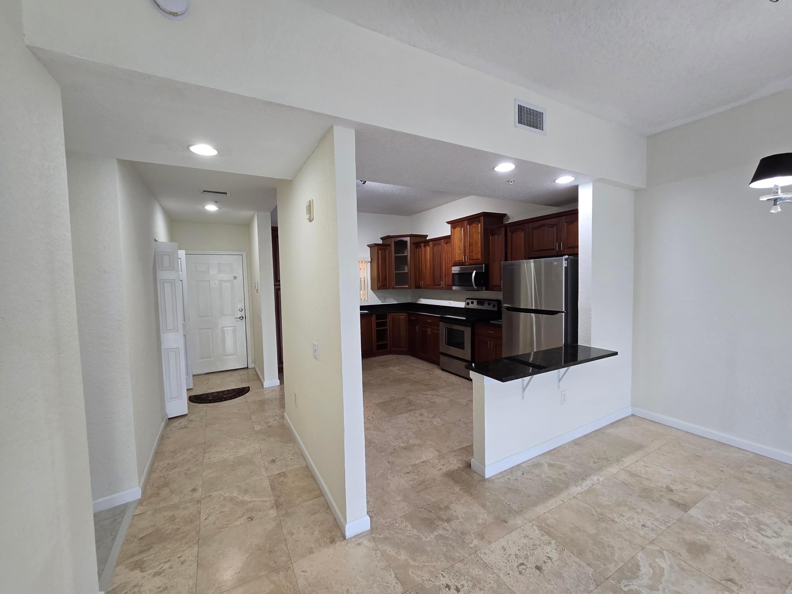 1640 Presidential Way 403, West Palm Beach, FL 33401 19