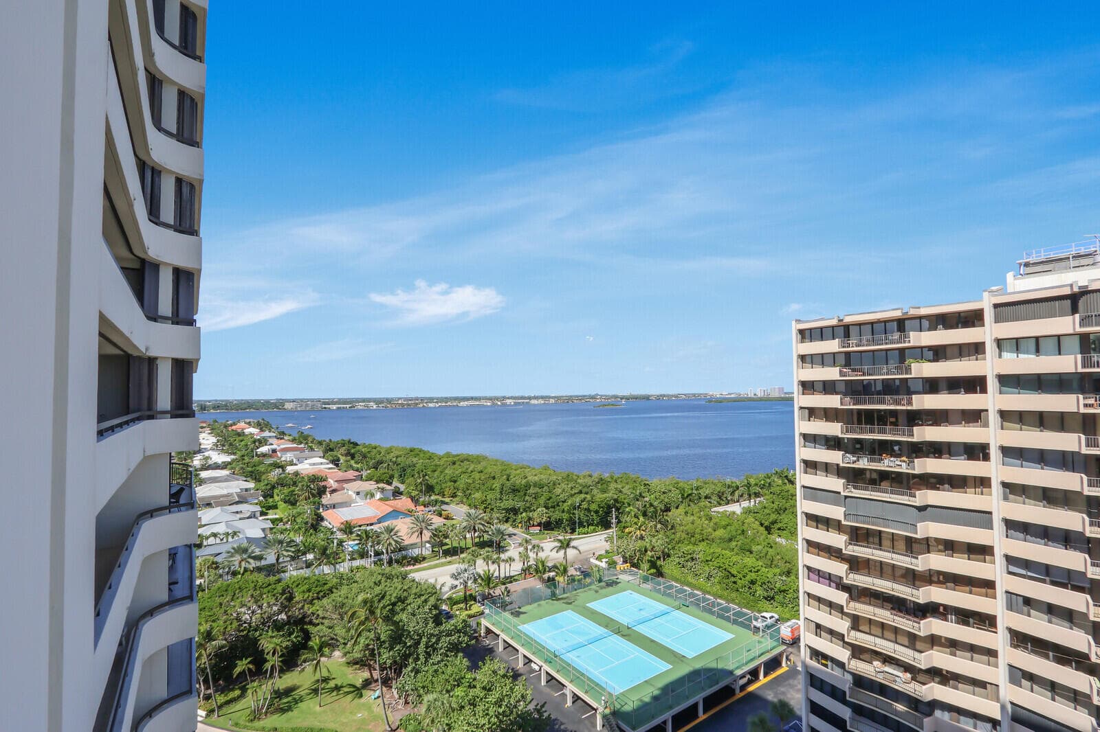 4100 N Ocean Drive 1501, Singer Island, FL 33404 25