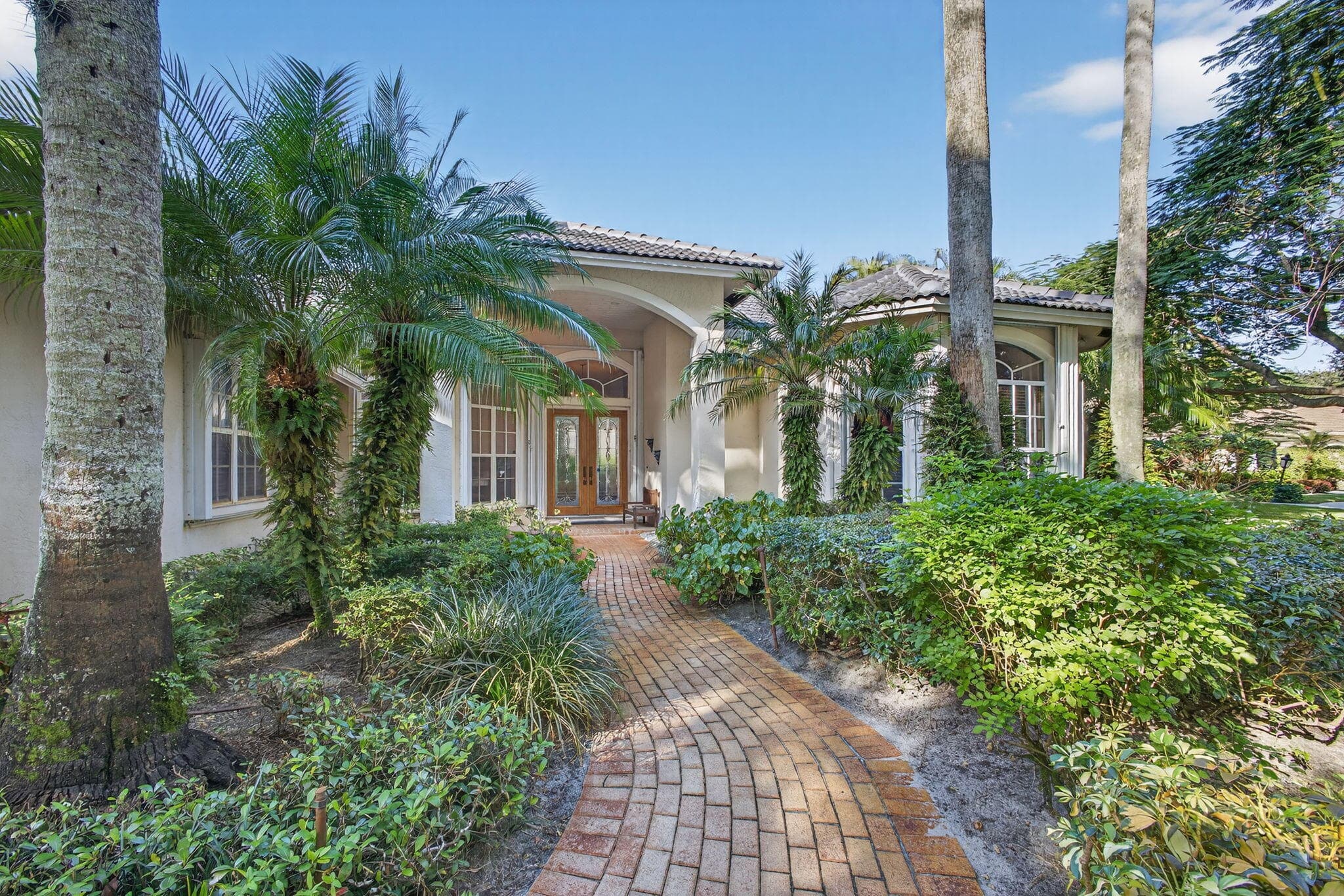 9923 SE Oak Tree Terrace, Tequesta, FL 33469 11