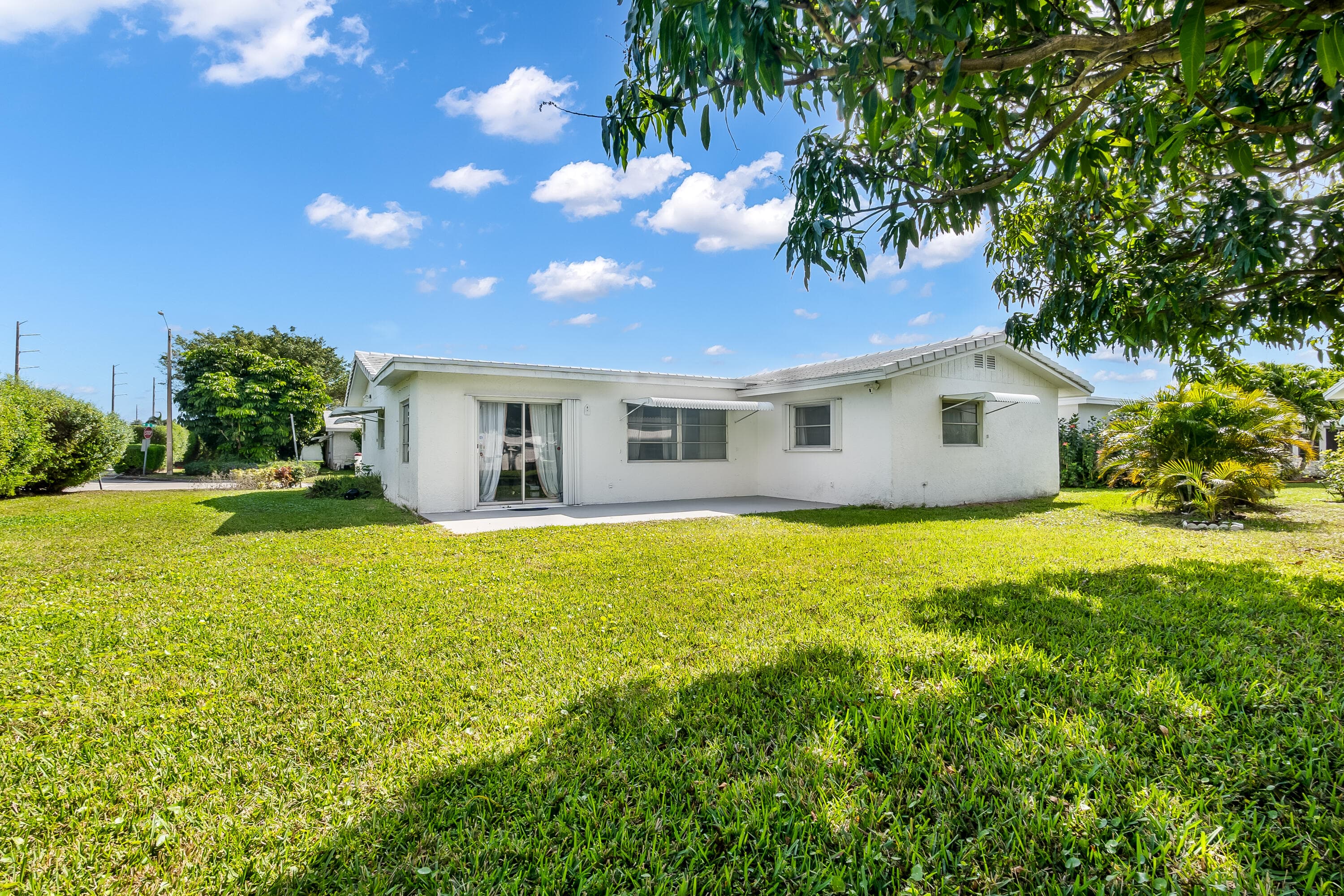 1501 SW 18th Drive, Boynton Beach, FL 33426 21