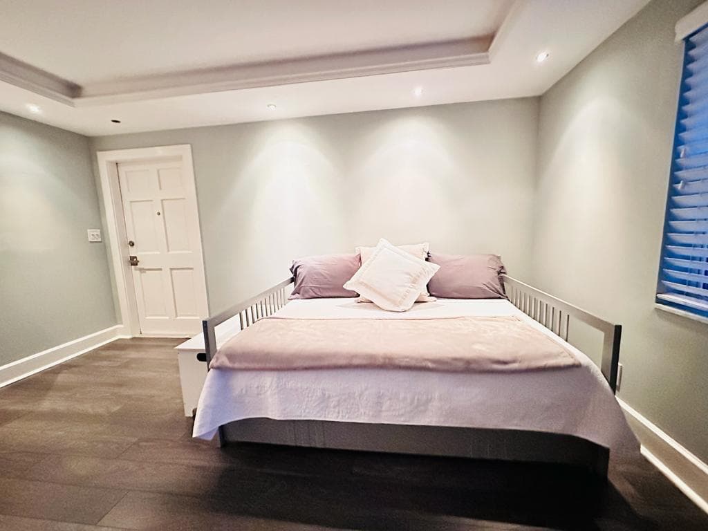 2424 NE 9th Street 112, Fort Lauderdale, FL 33304 10