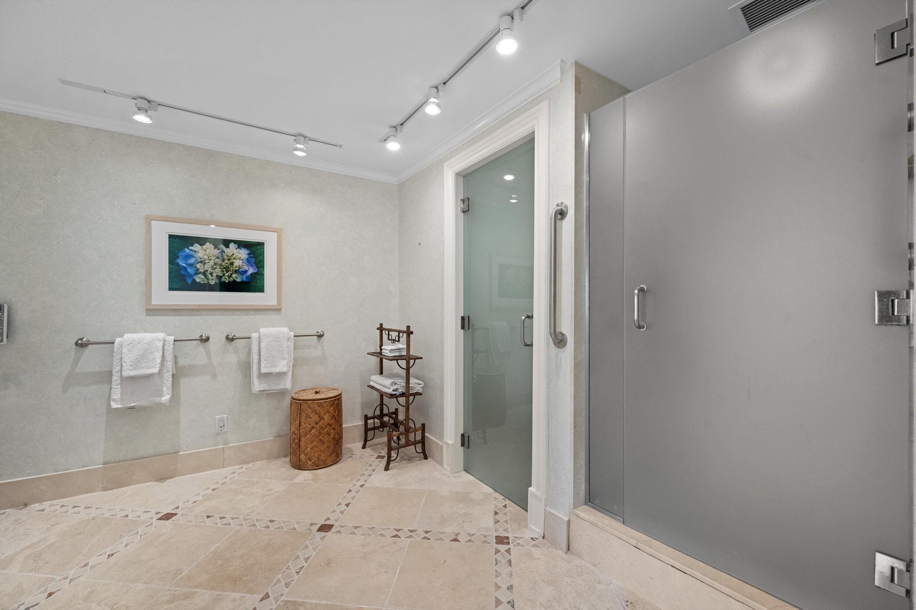 150 N Ocean Boulevard Ph 3, Palm Beach, FL 33480 22