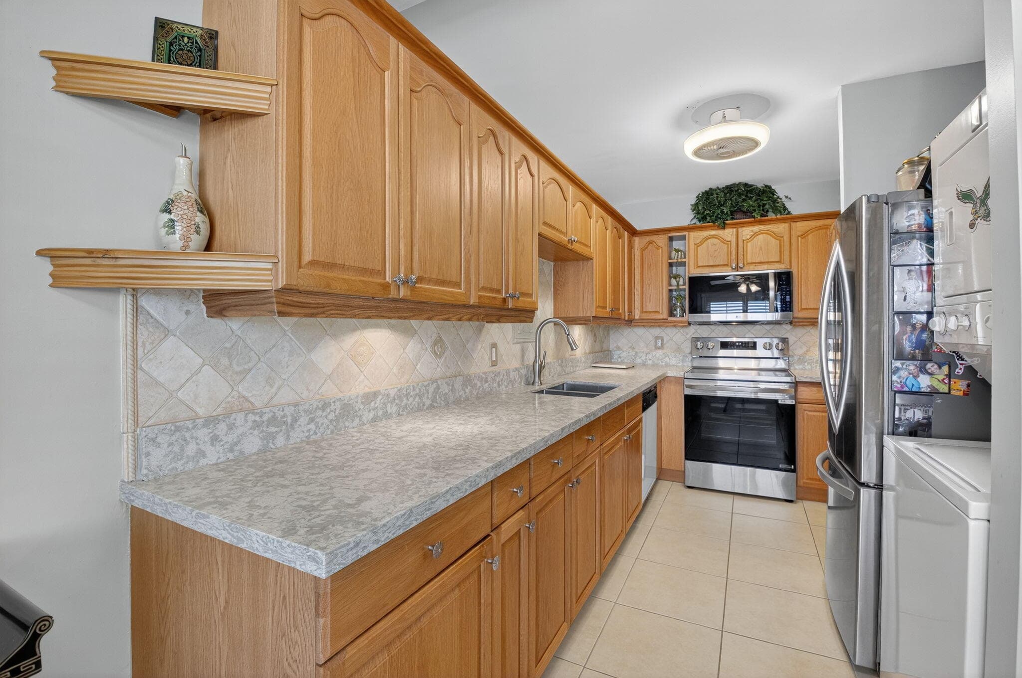 1141 Violet Terrace 202, Delray Beach, FL 33445 16