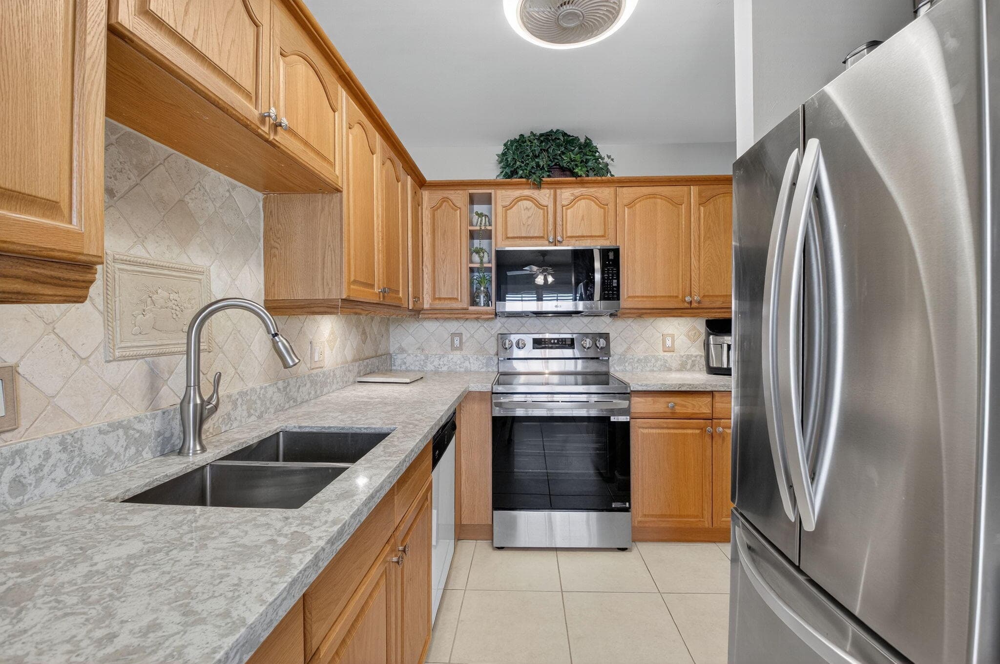 1141 Violet Terrace 202, Delray Beach, FL 33445 10