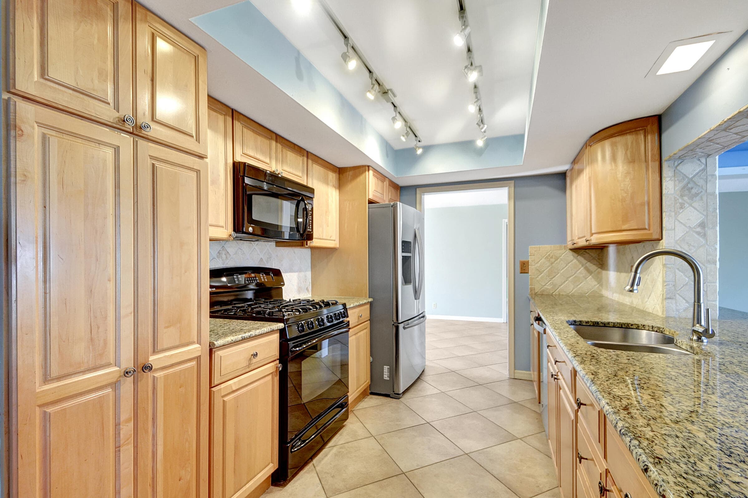 1753 W Terrace Drive, Lake Worth Beach, FL 33460 24