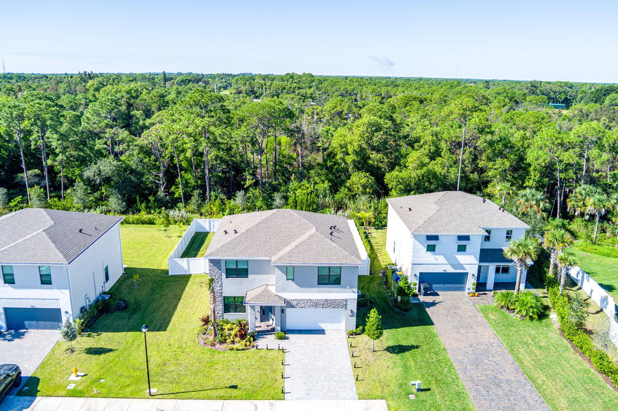 6016 SE Violet Lane, Stuart, FL 34997 32