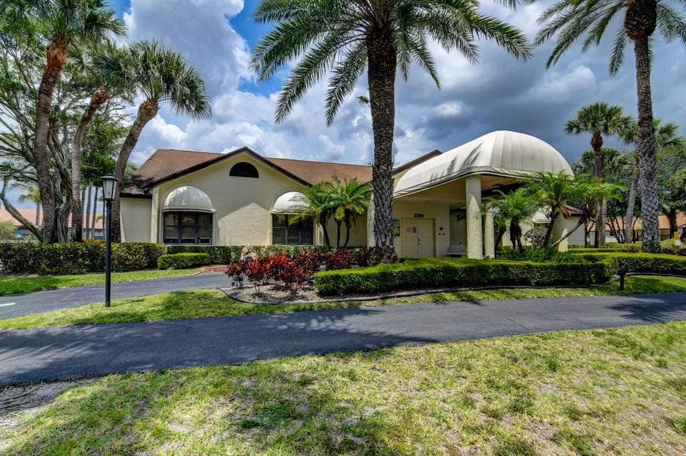 3204 Perimeter Drive 3204, Greenacres, FL 33467 29