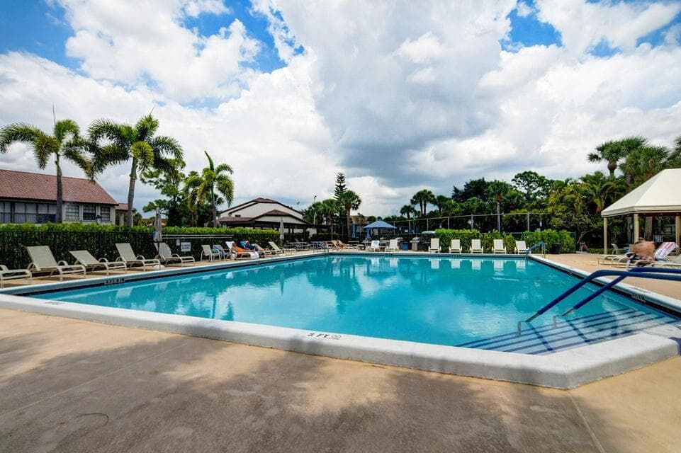 3204 Perimeter Drive 3204, Greenacres, FL 33467 31