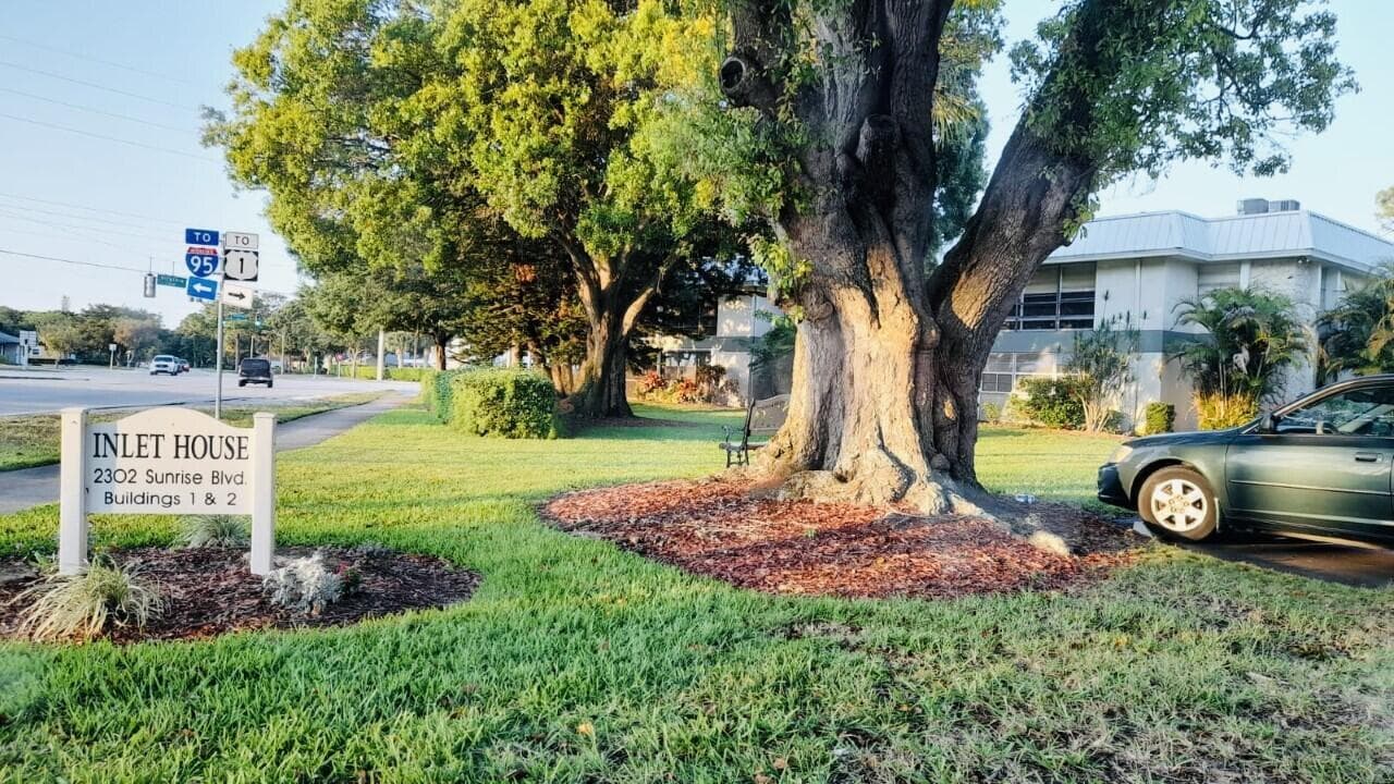 2302 Sunrise Boulevard 204, Fort Pierce, FL 34982 27