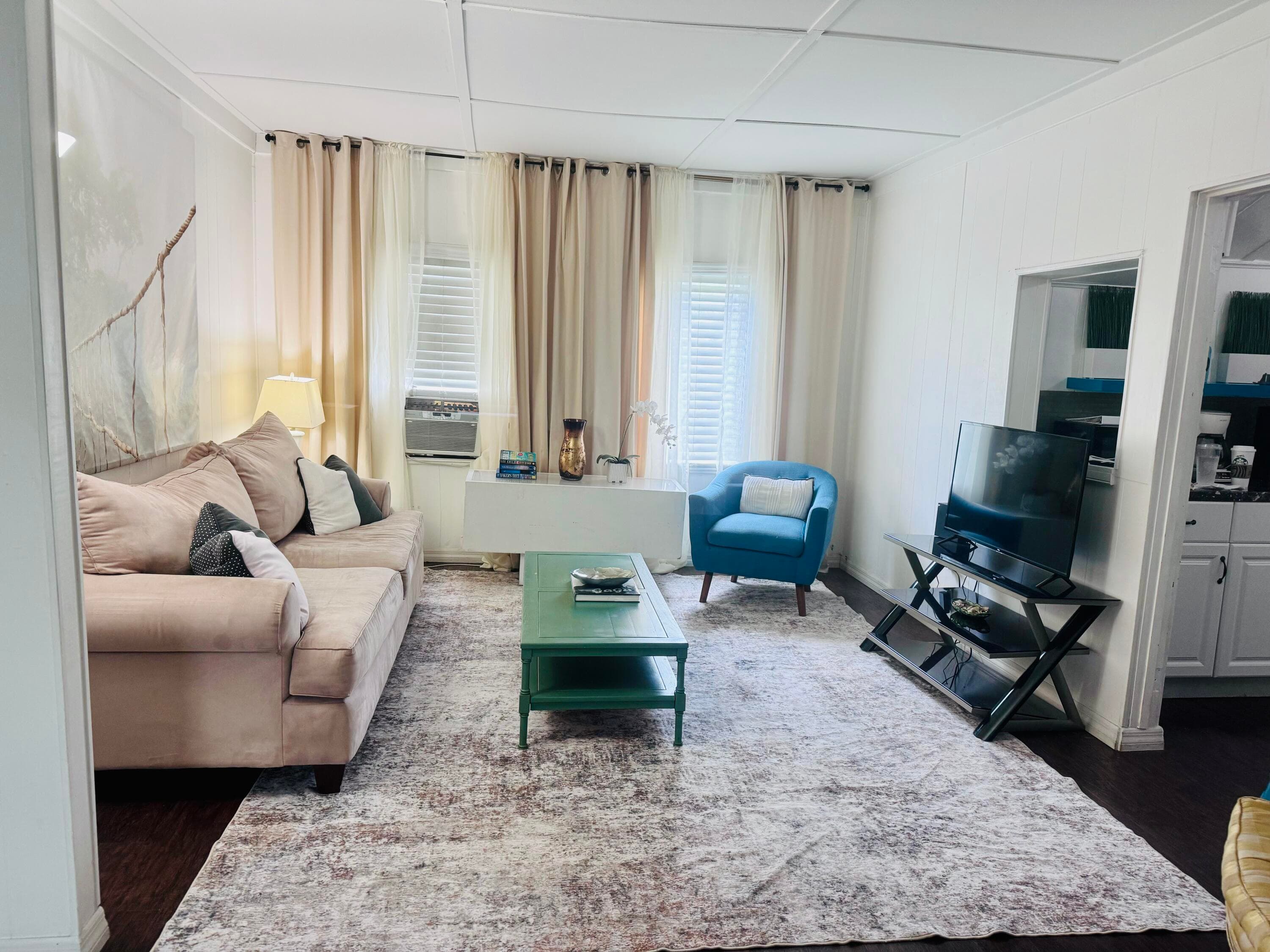 204 S M Street Upstairs Unit, Lake Worth Beach, FL 33460 2