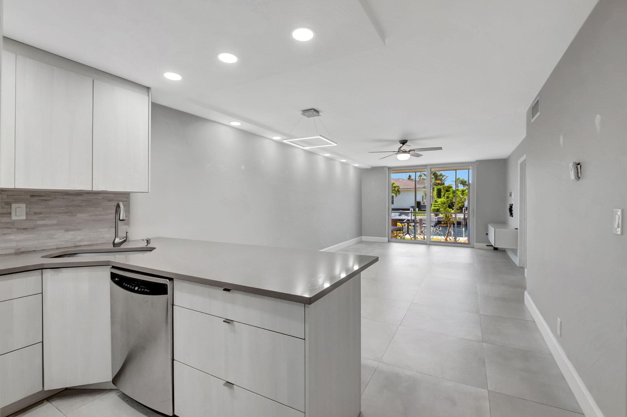 750 NE Spanish River Boulevard 103, Boca Raton, FL 33431 9