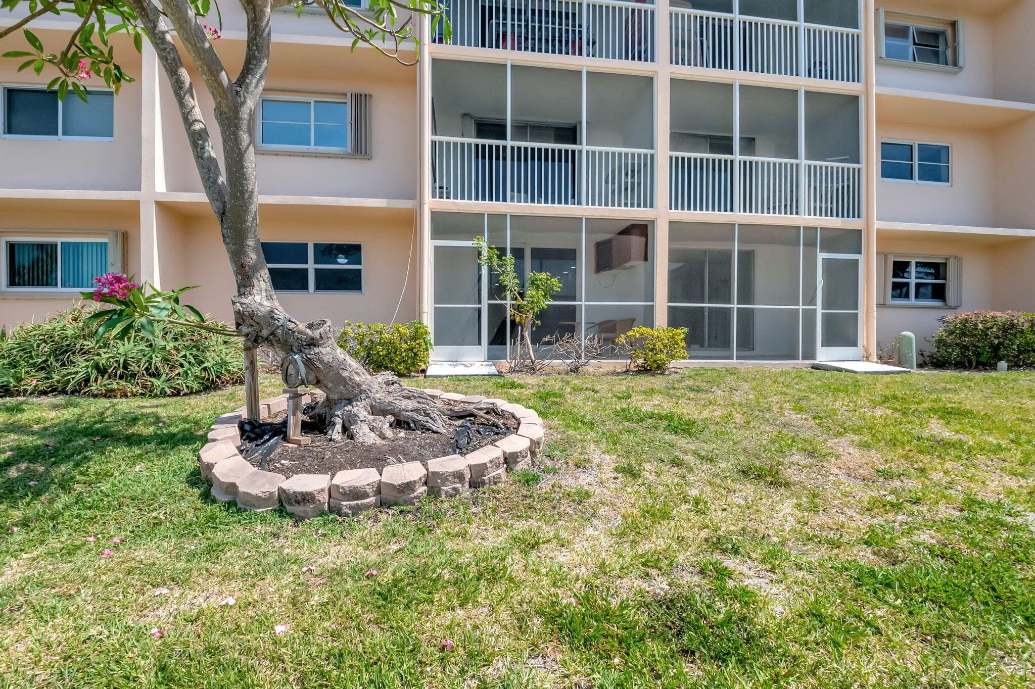 750 NE Spanish River Boulevard 103, Boca Raton, FL 33431 34