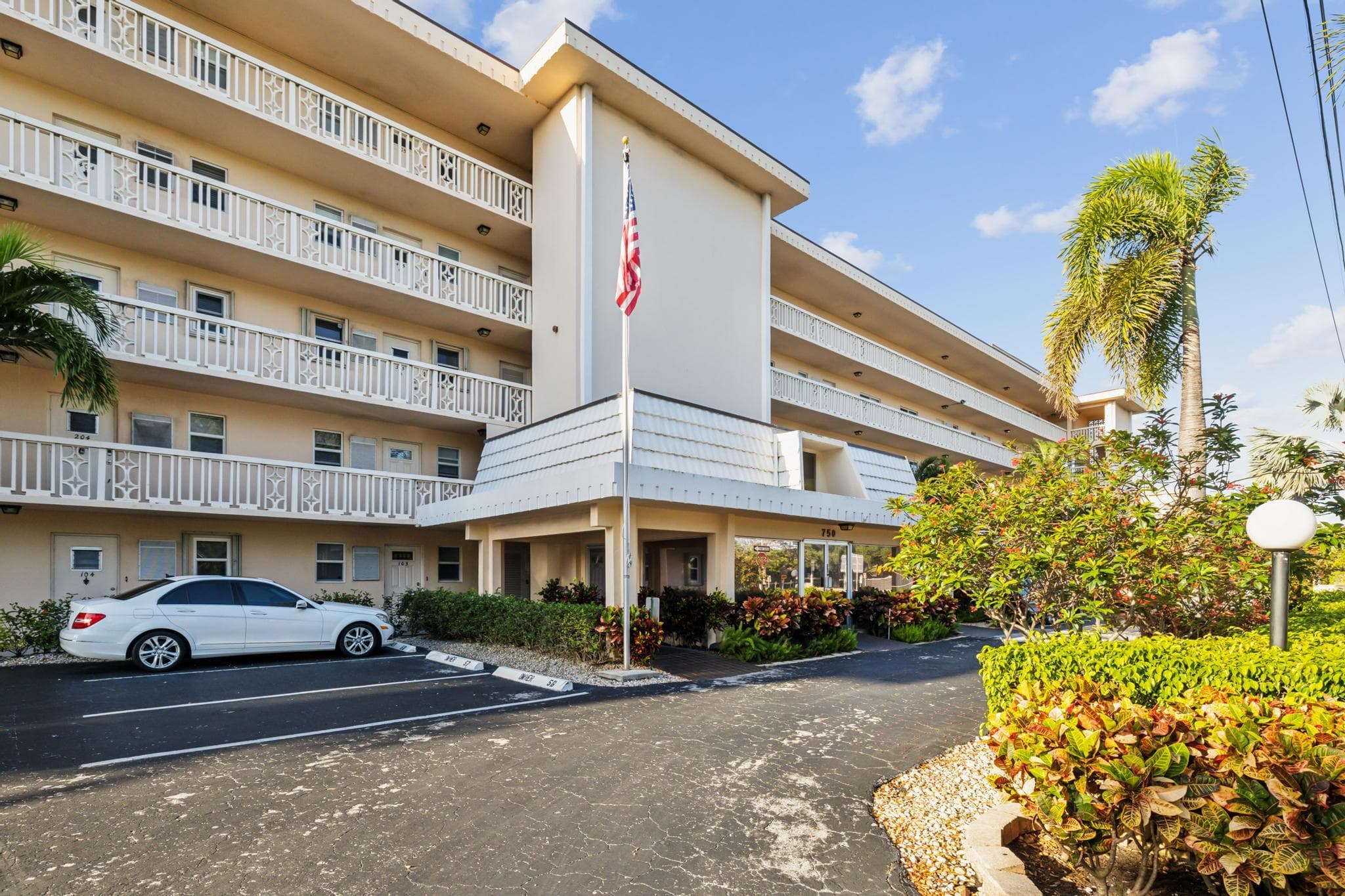 750 NE Spanish River Boulevard 103, Boca Raton, FL 33431 40