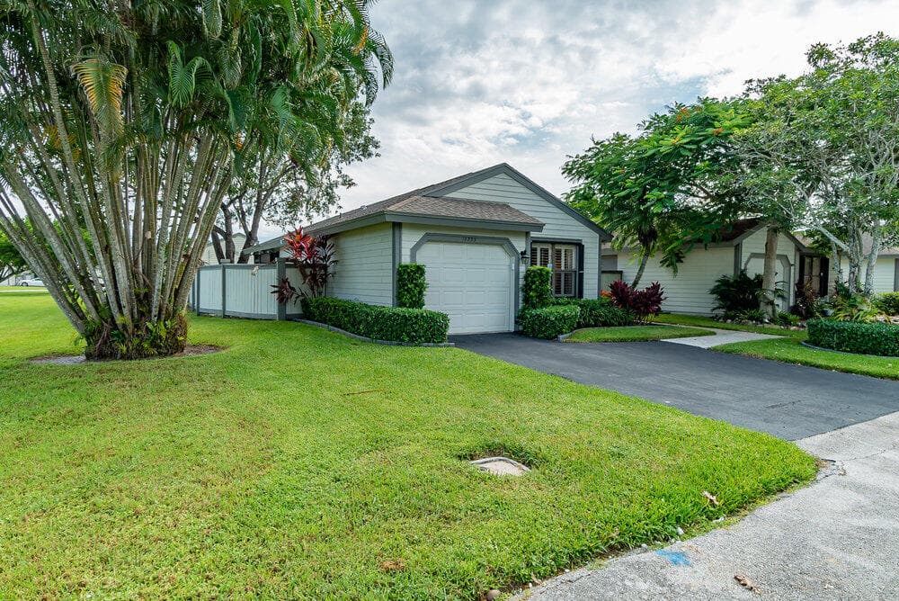 13335 Bedford Mews Court, Wellington, FL 33414 2