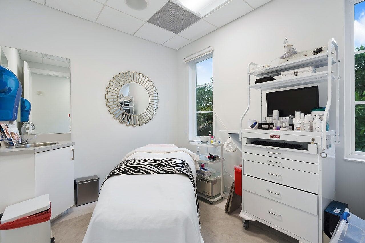 226 Palm Court, Delray Beach, FL 33444 75