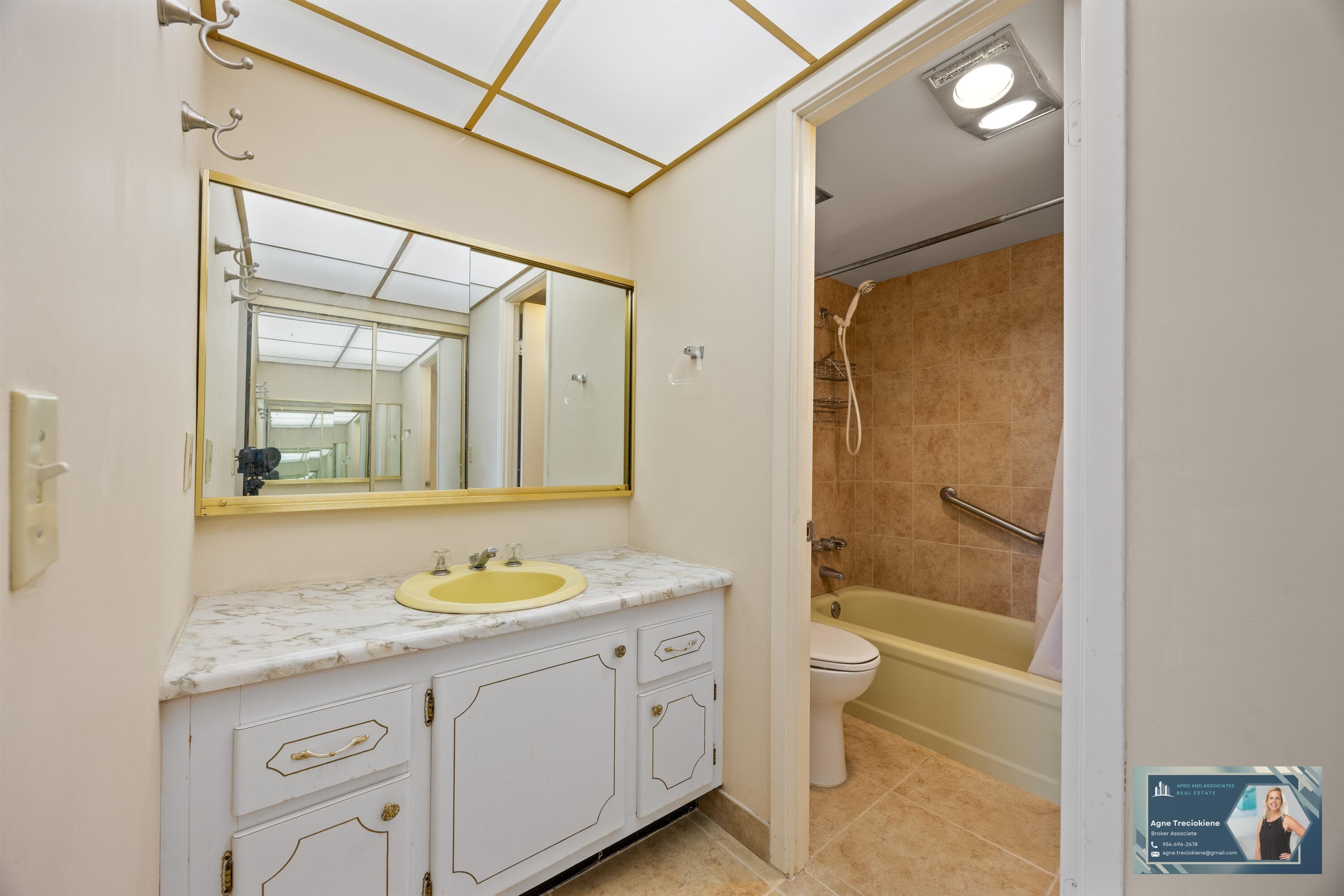 300 Diplomat Parkway 607, Hallandale Beach, FL 33009 23