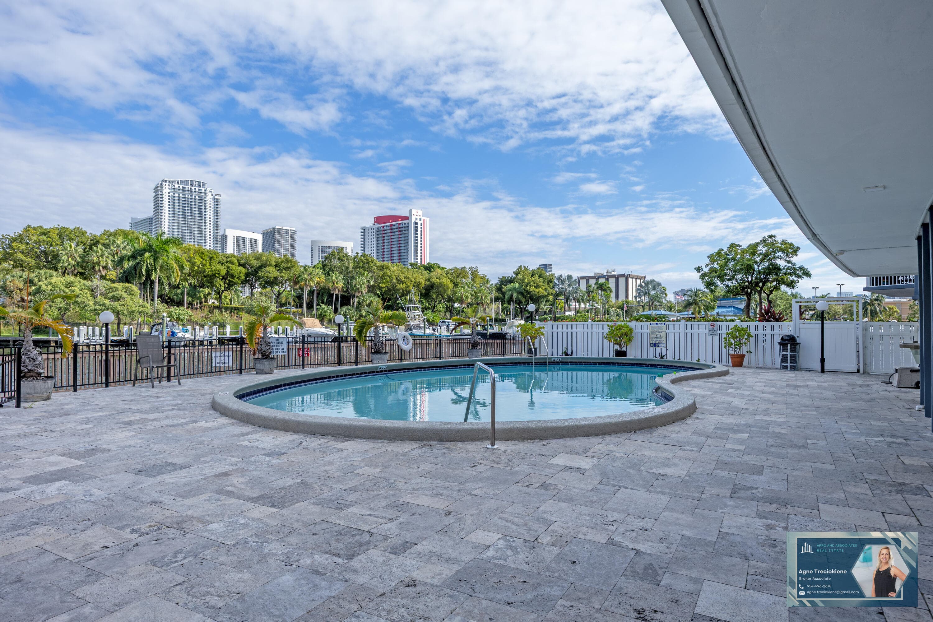 300 Diplomat Parkway 607, Hallandale Beach, FL 33009 40