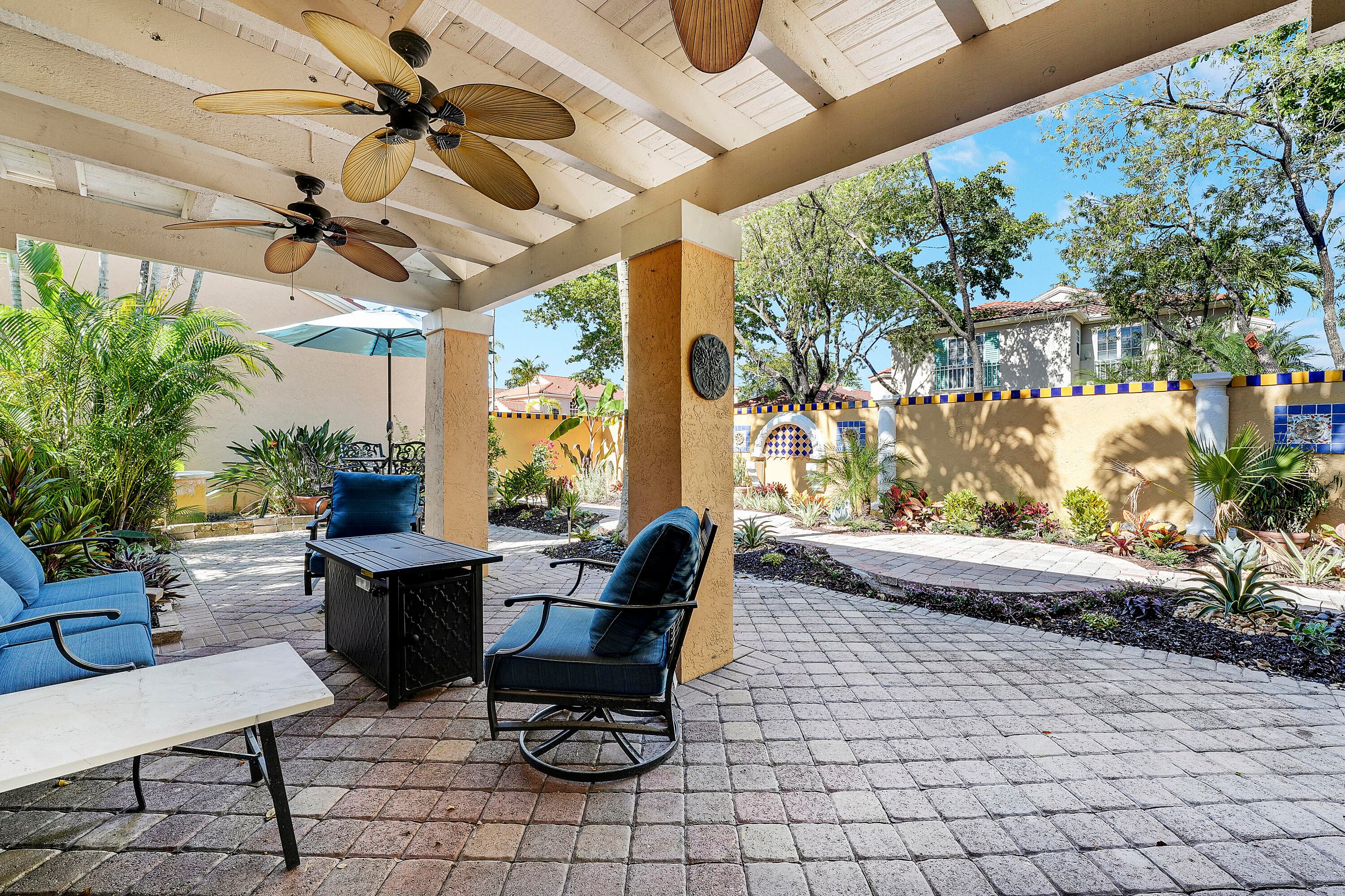 26 Via Aurelia, Palm Beach Gardens, FL 33418 32