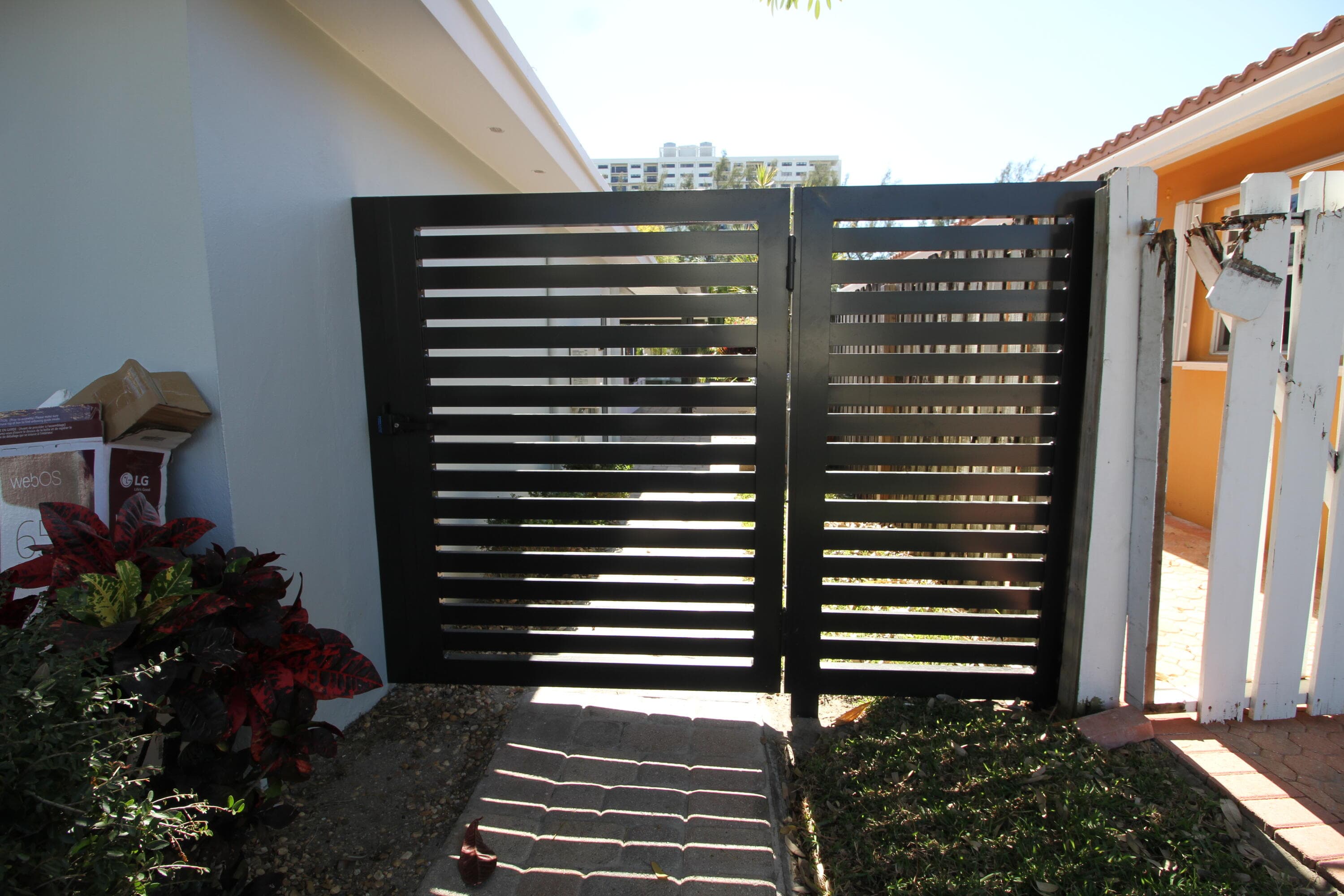 2548 SE 14th Street E 2548 Se 14th St, Pompano Beach, FL 33062 123