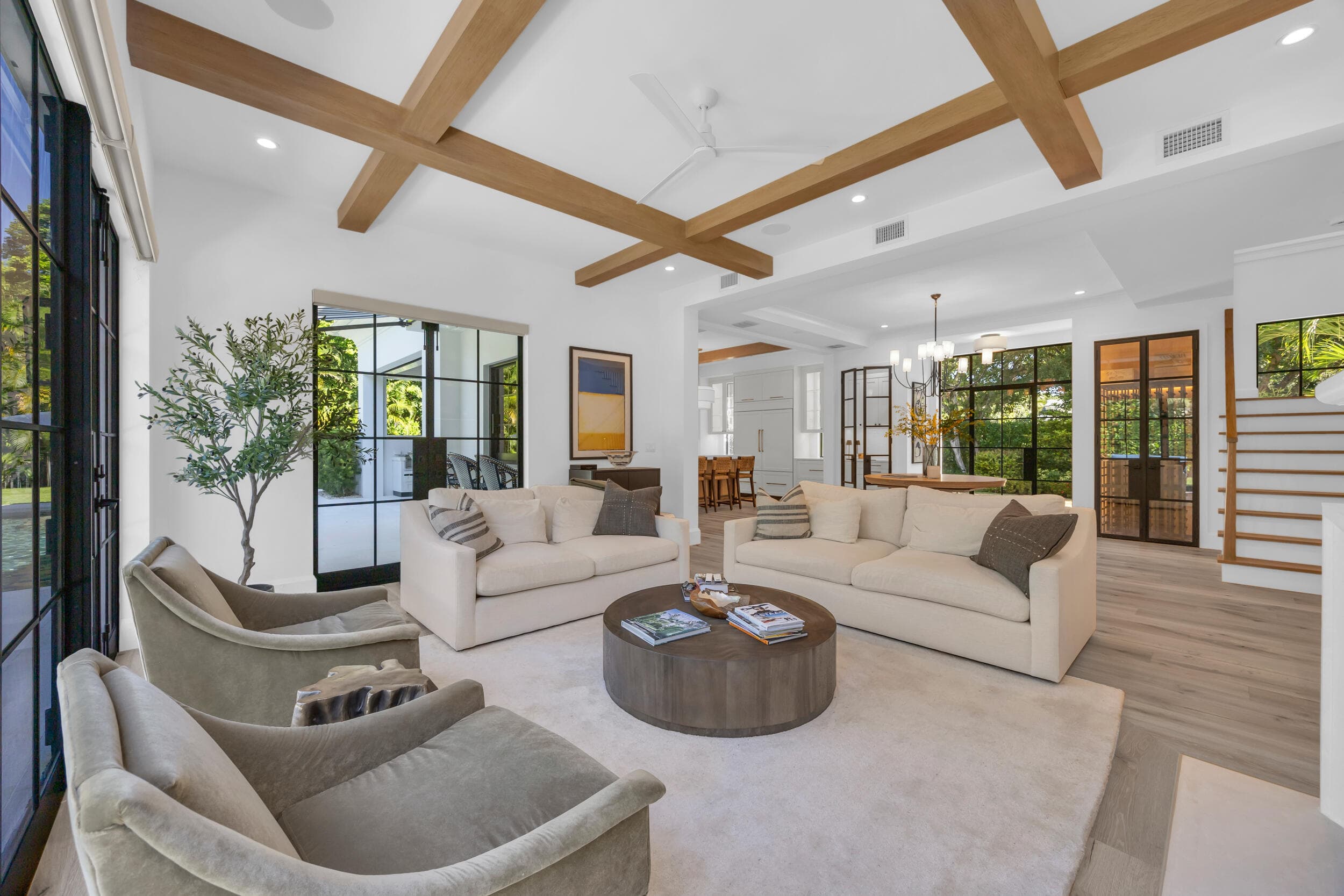 44 S Beach Road, Jupiter Island, FL 33455 14