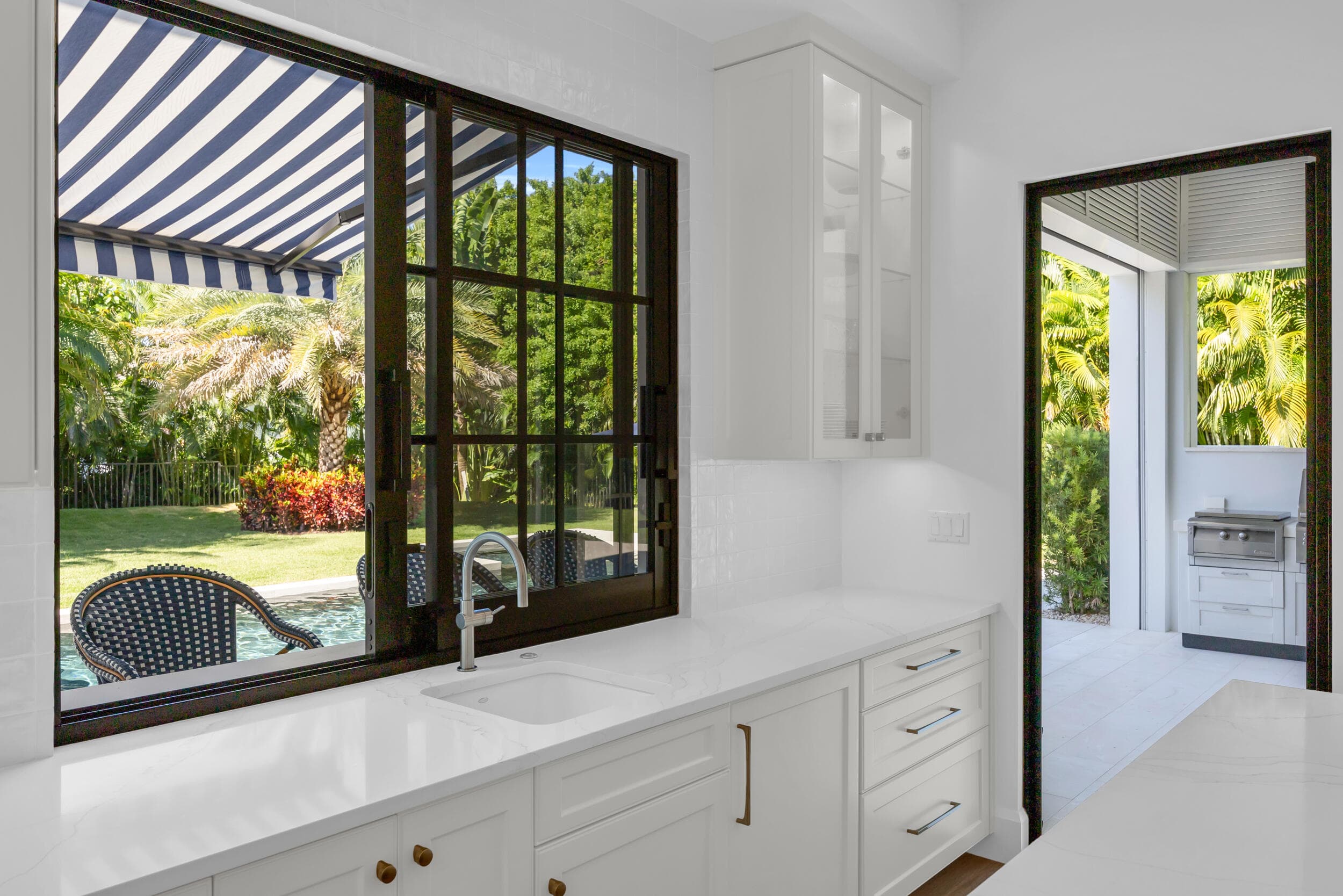 44 S Beach Road, Jupiter Island, FL 33455 23
