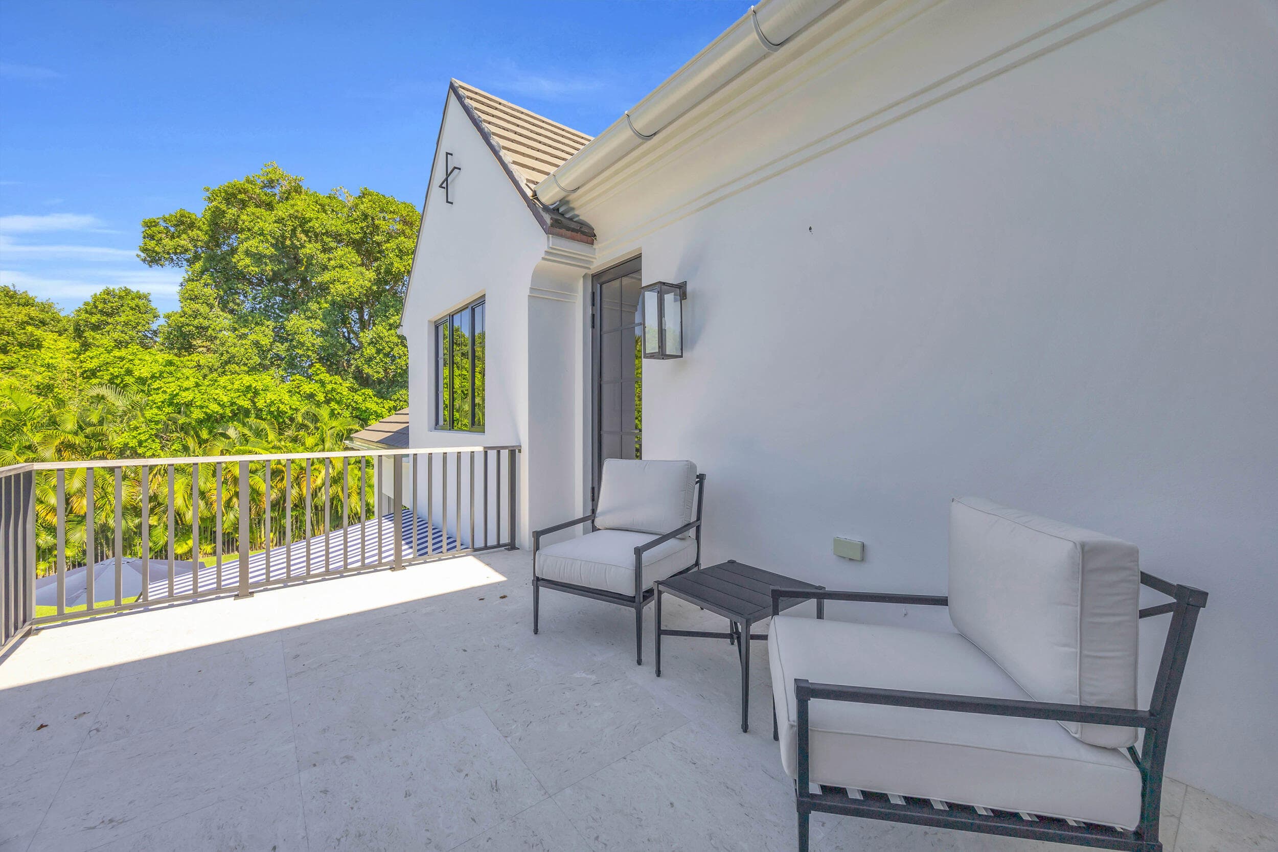 44 S Beach Road, Jupiter Island, FL 33455 47