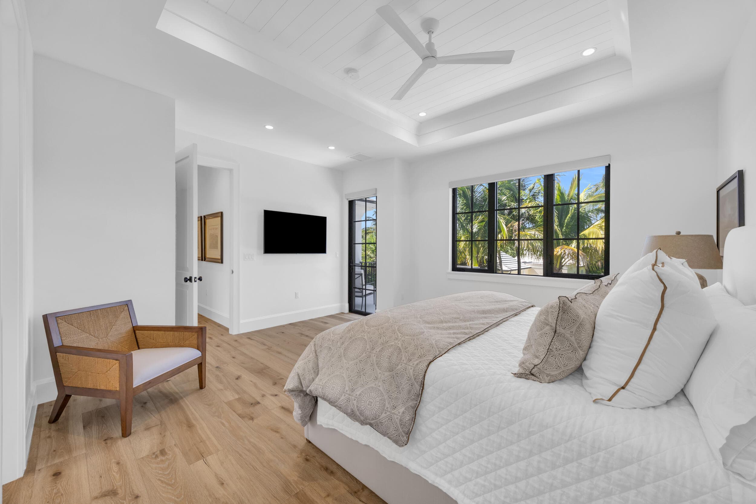 44 S Beach Road, Jupiter Island, FL 33455 50