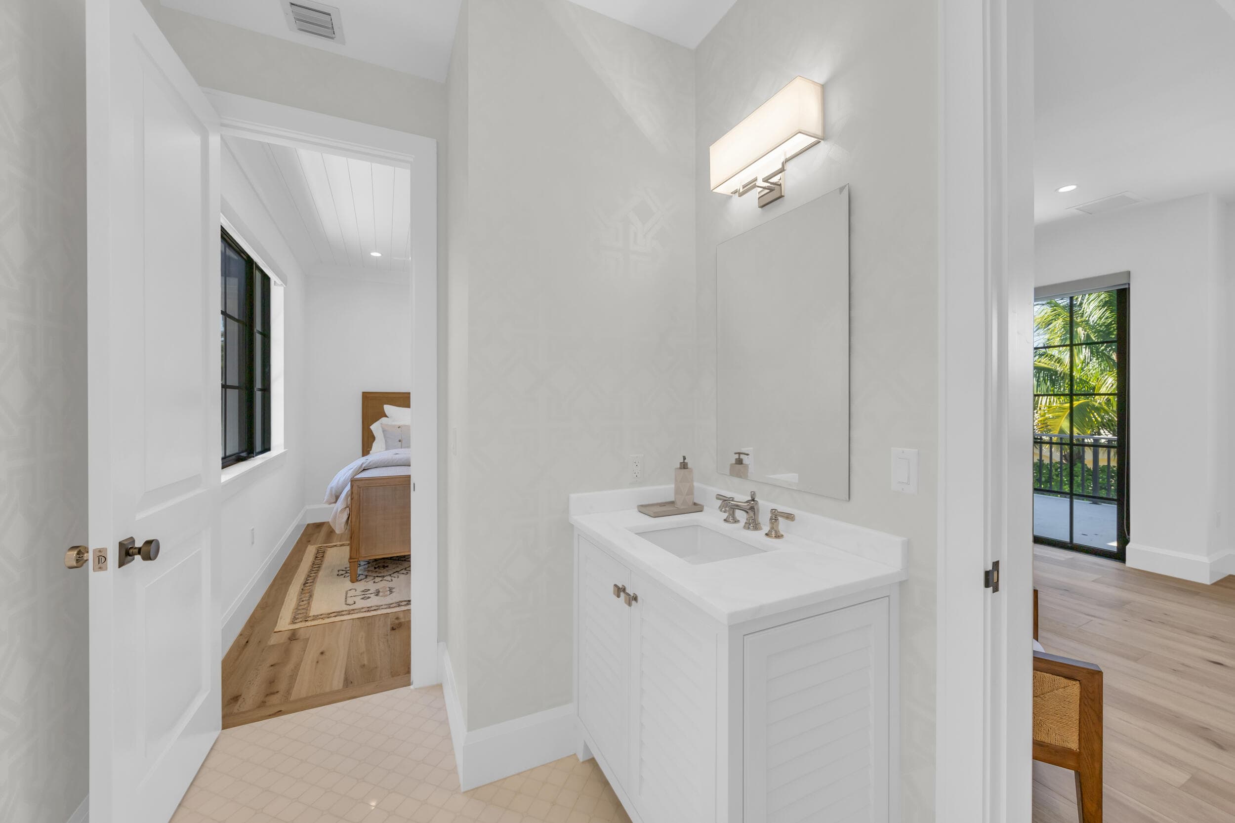 44 S Beach Road, Jupiter Island, FL 33455 54
