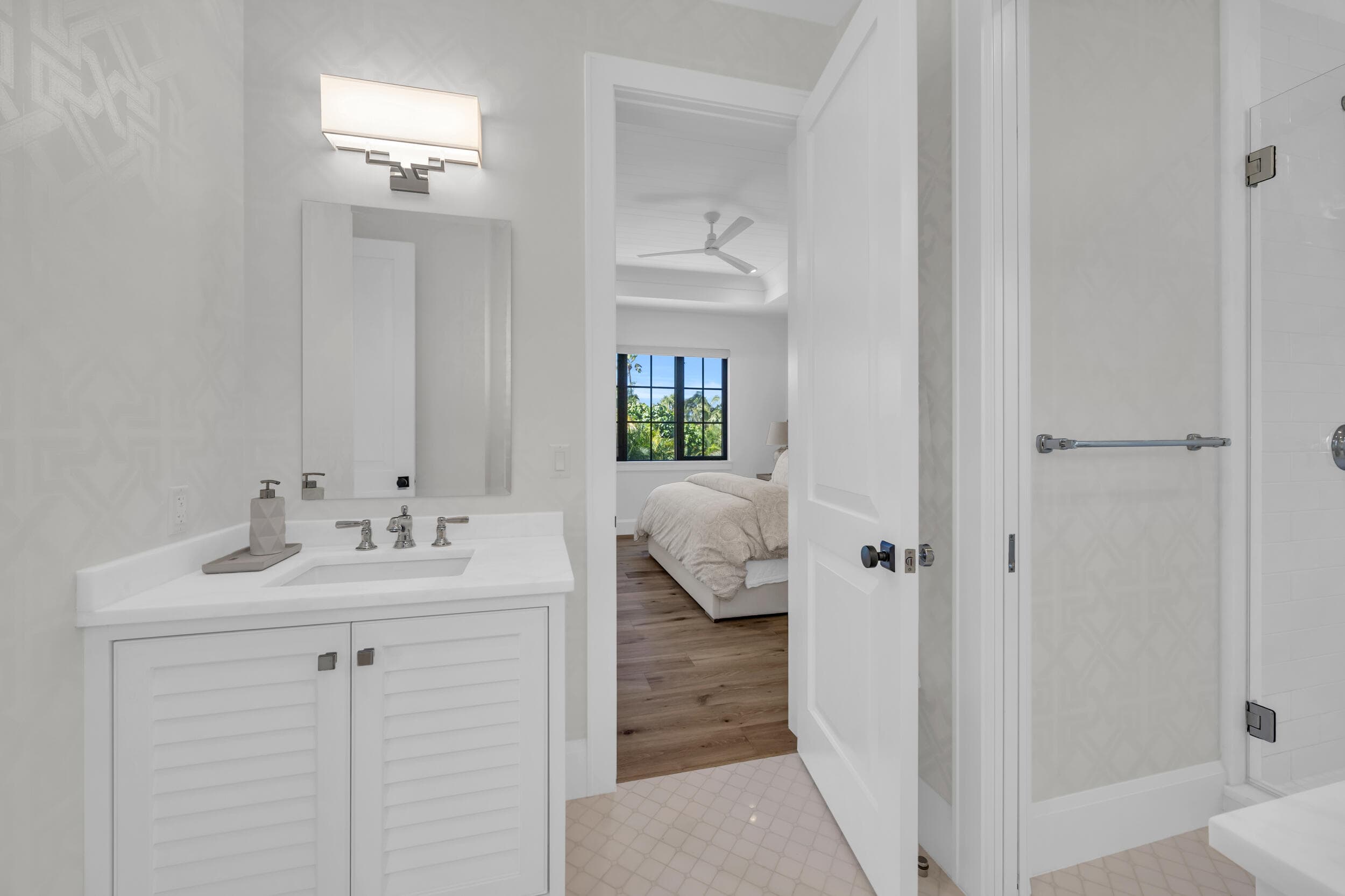 44 S Beach Road, Jupiter Island, FL 33455 55