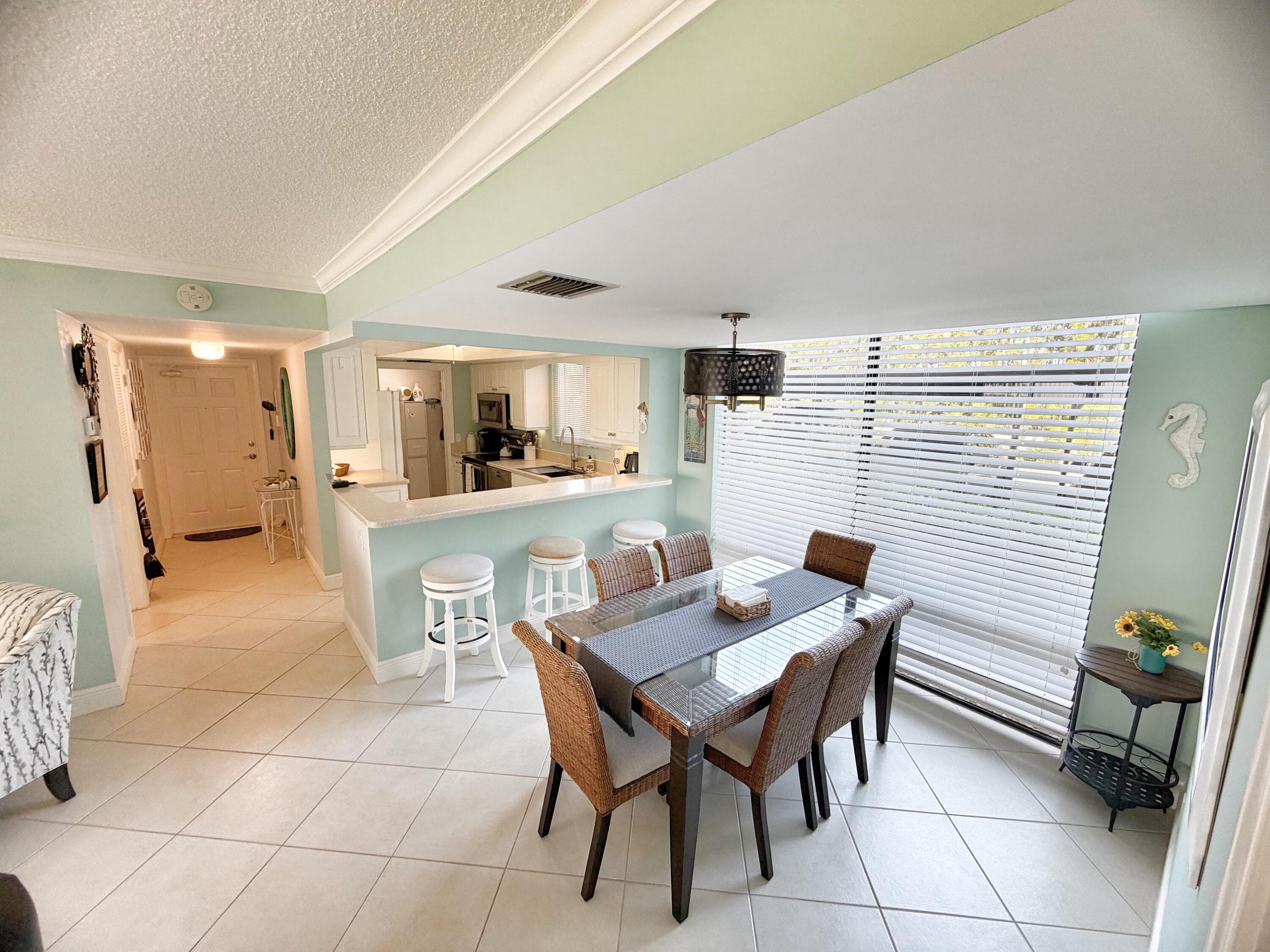 3492 NE Causeway Boulevard 101, Jensen Beach, FL 34957 6