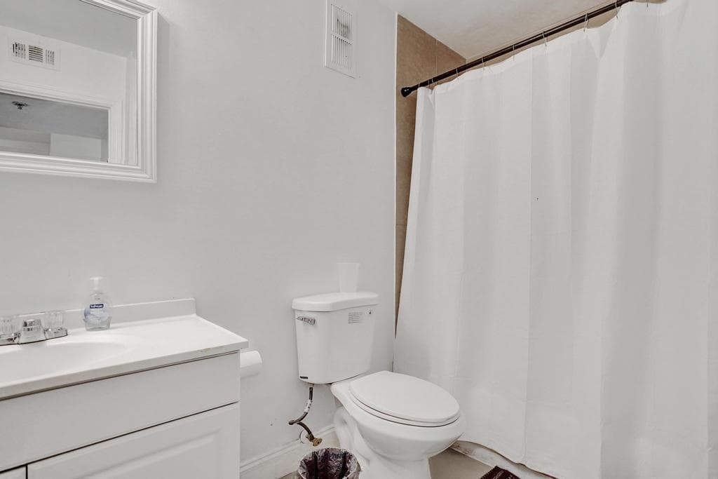 2311 N Congress Avenue 11, Boynton Beach, FL 33426 23