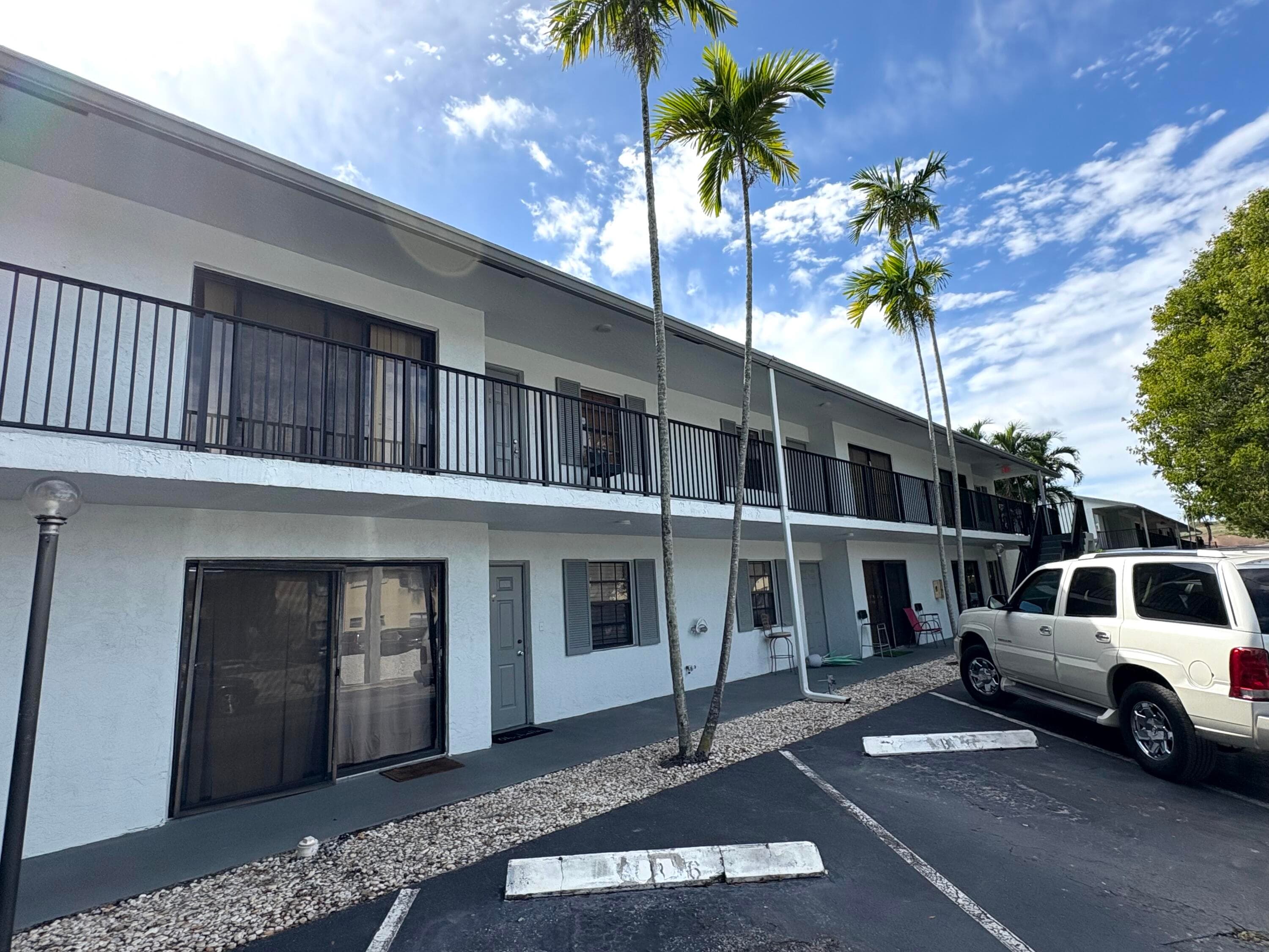 1400 NW 45th Street B7, Deerfield Beach, FL 33064 32