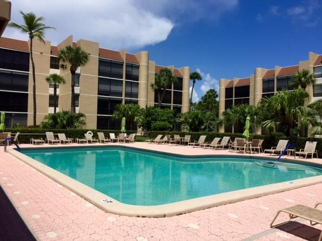 3492 NE Causeway Boulevard 101, Jensen Beach, FL 34957 18