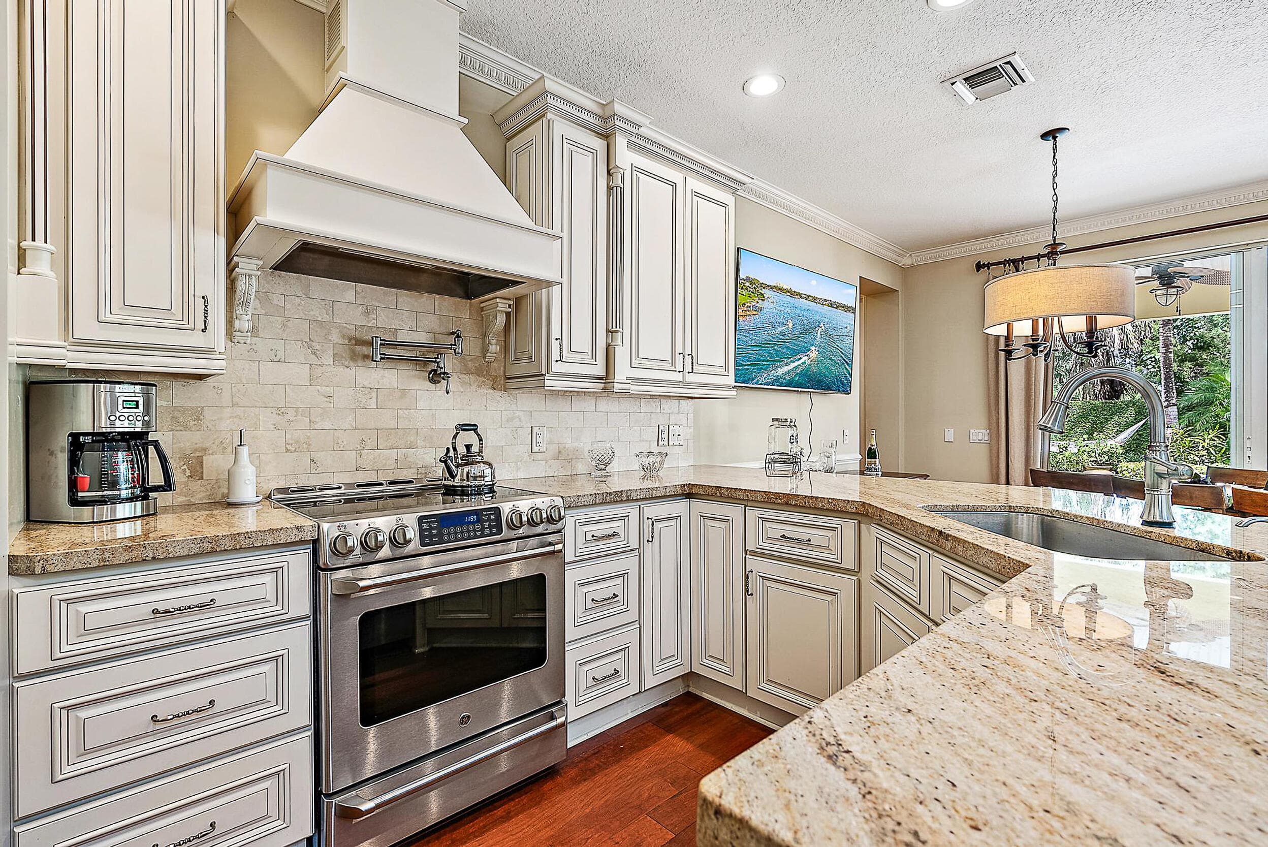 140 Sweet Bay Circle, Jupiter, FL 33458 10