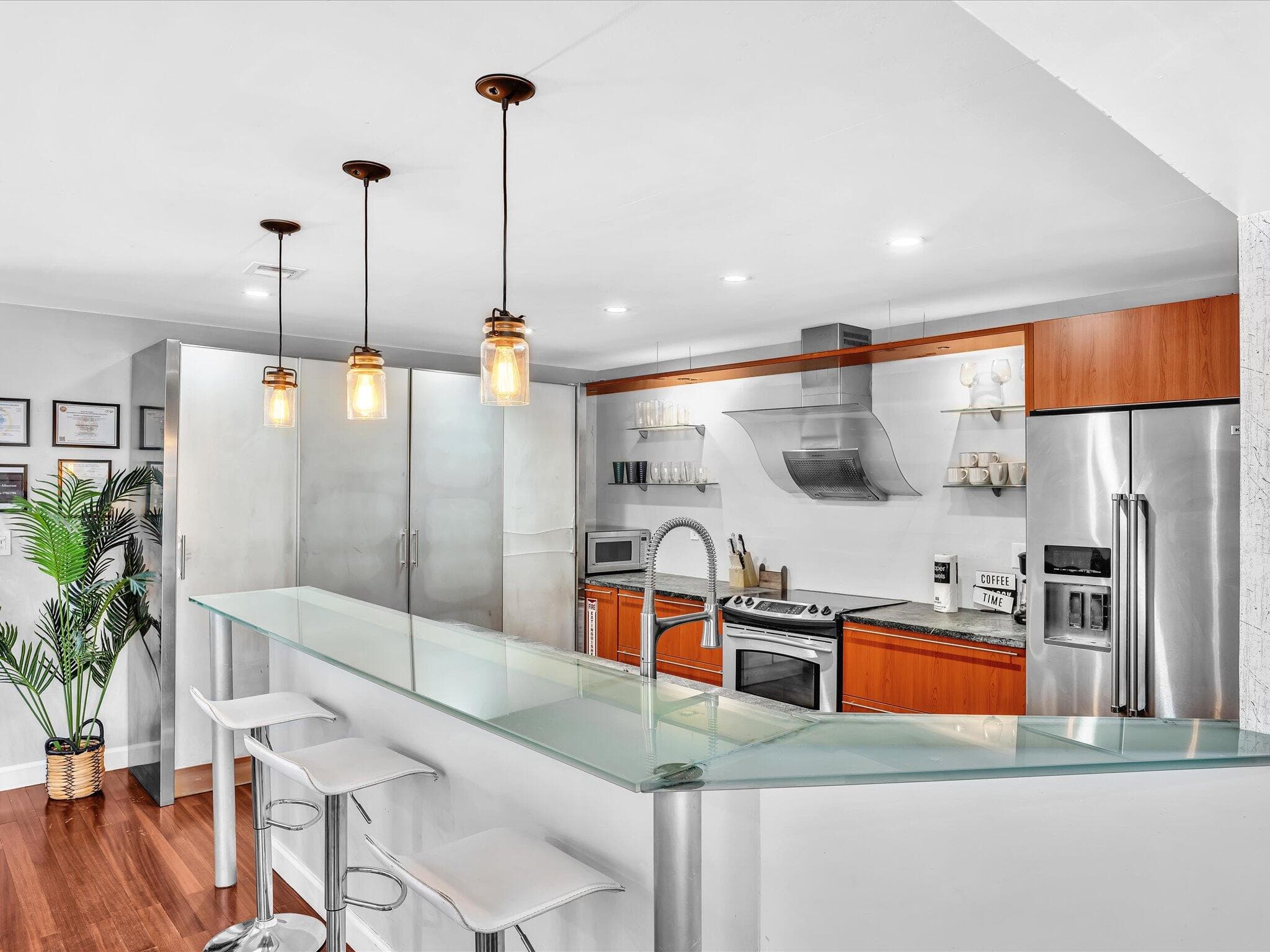 1786 NE 21st Street, Fort Lauderdale, FL 33305 9