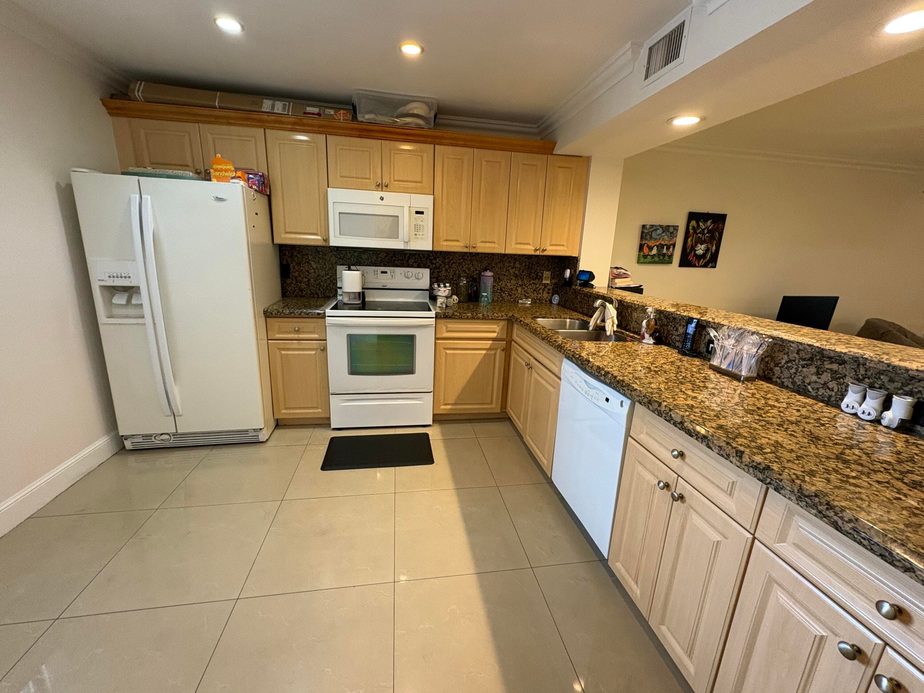 1400 NW 45th Street B7, Deerfield Beach, FL 33064 3